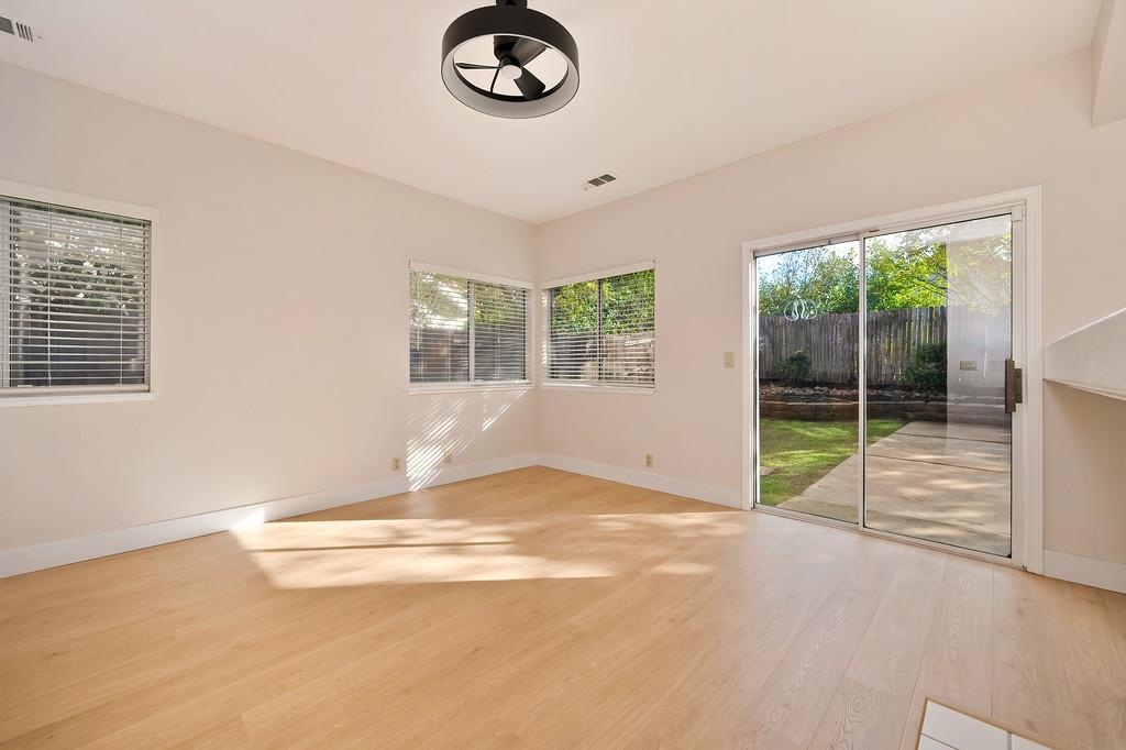 Roseville, California, 95661, United States, 4 Bedrooms Bedrooms, ,3 BathroomsBathrooms,Residential,For Sale,1989245