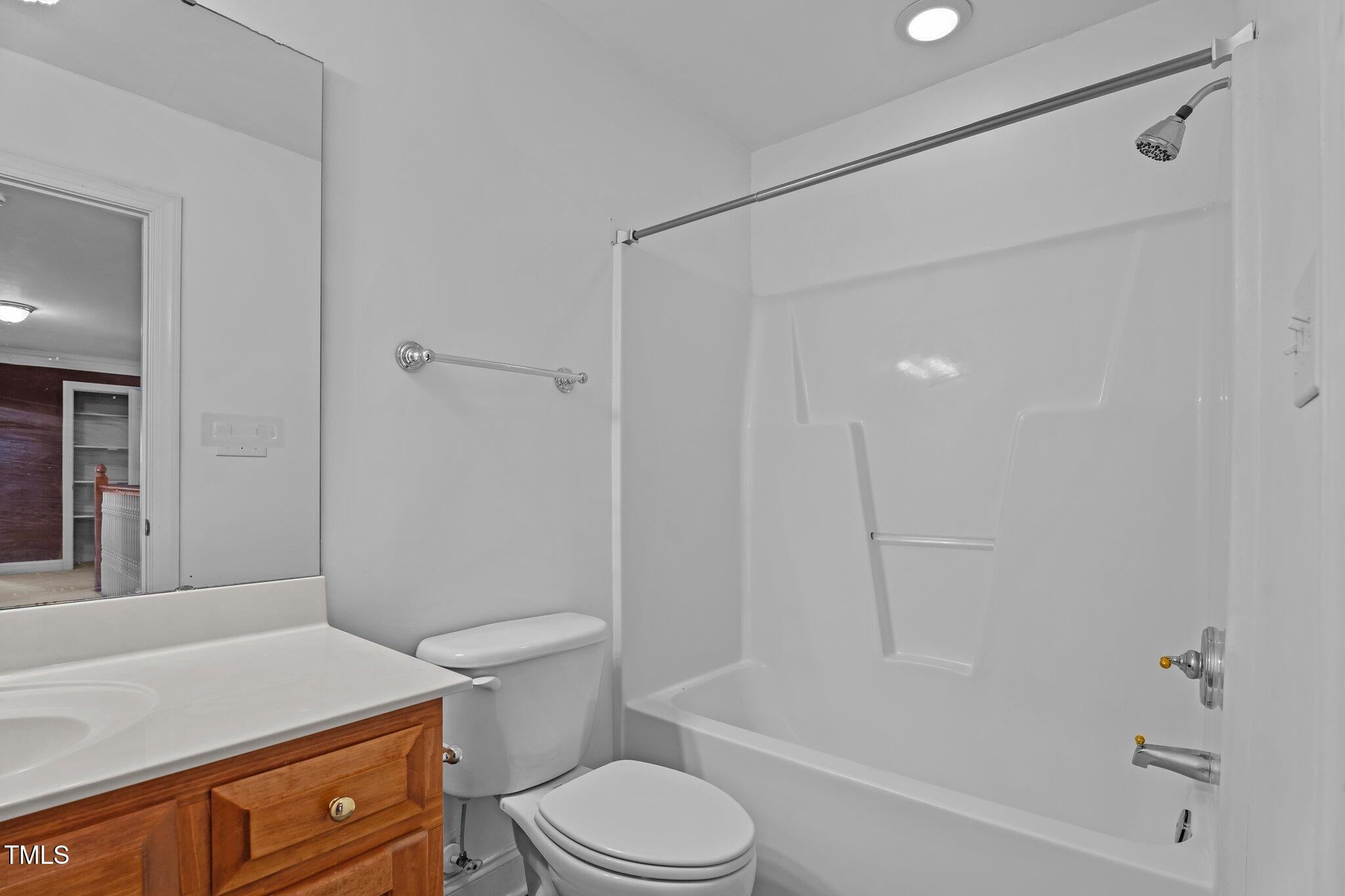Clayton, North Carolina, 27520, United States, 6 Bedrooms Bedrooms, ,6 BathroomsBathrooms,Residential,For Sale,1768582