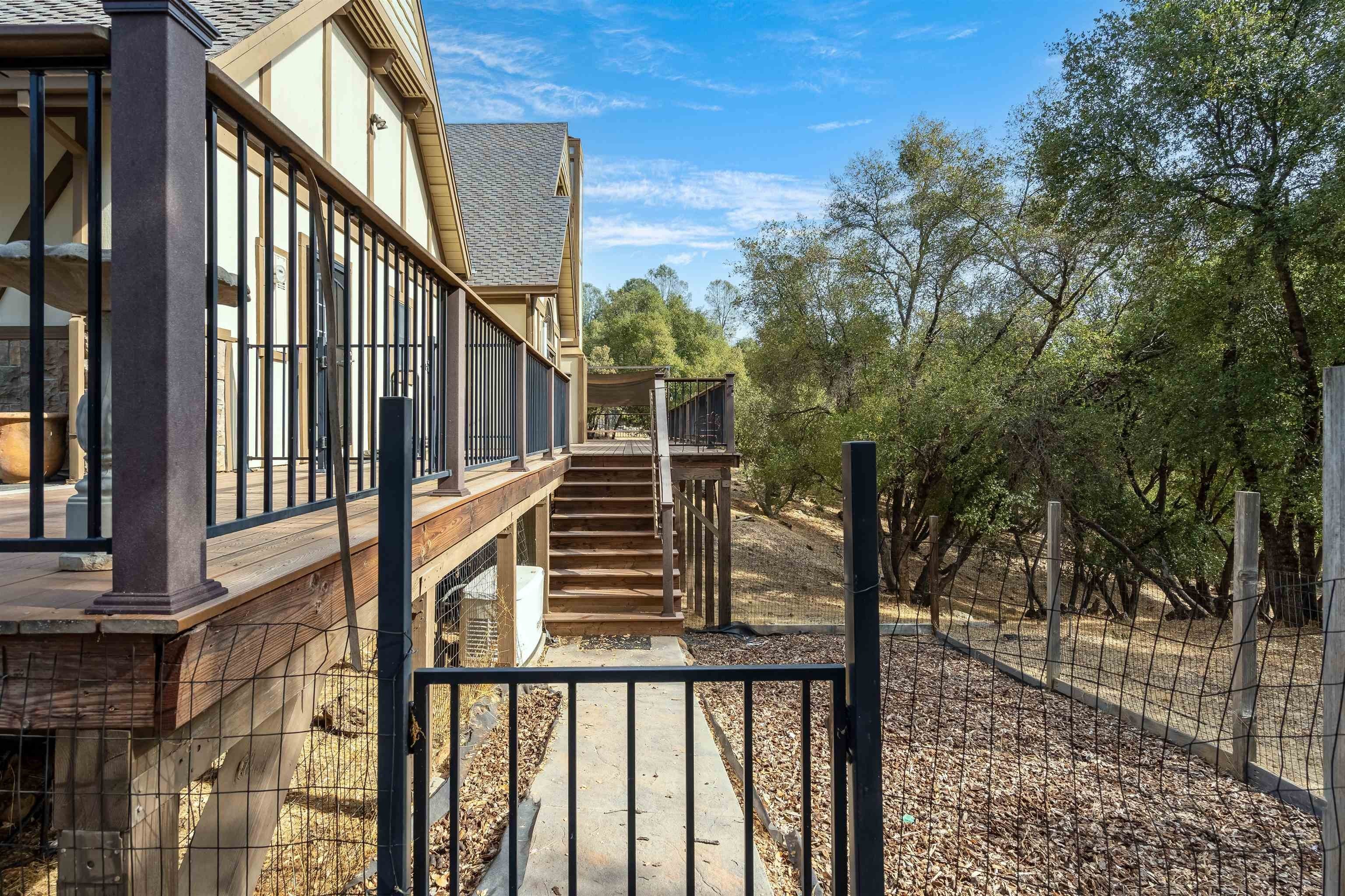 Sonora, California, 95370, United States, 4 Bedrooms Bedrooms, ,3 BathroomsBathrooms,Residential,For Sale,2008617