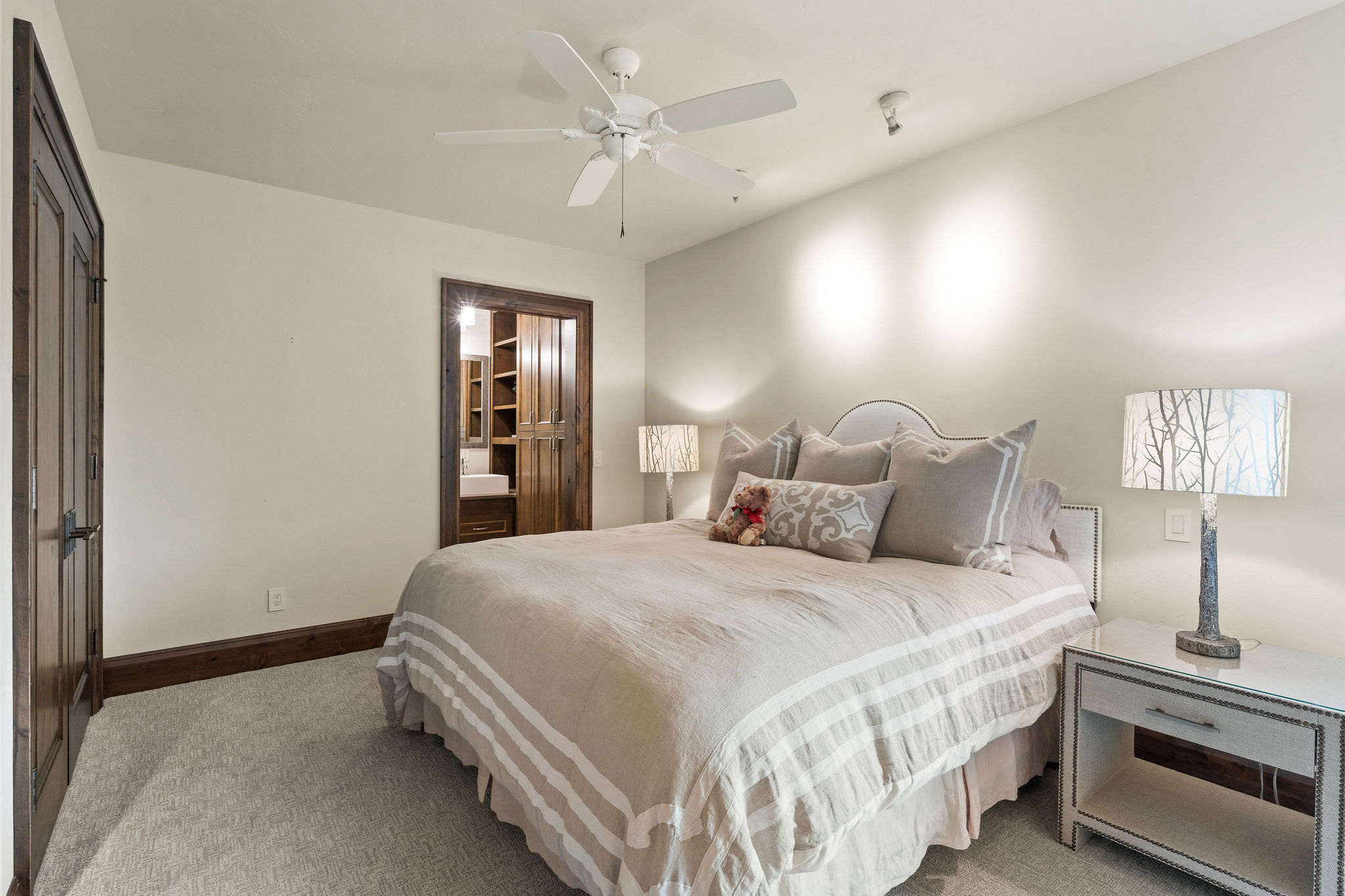  464 Electric Avenue, Unit C - 物件實景