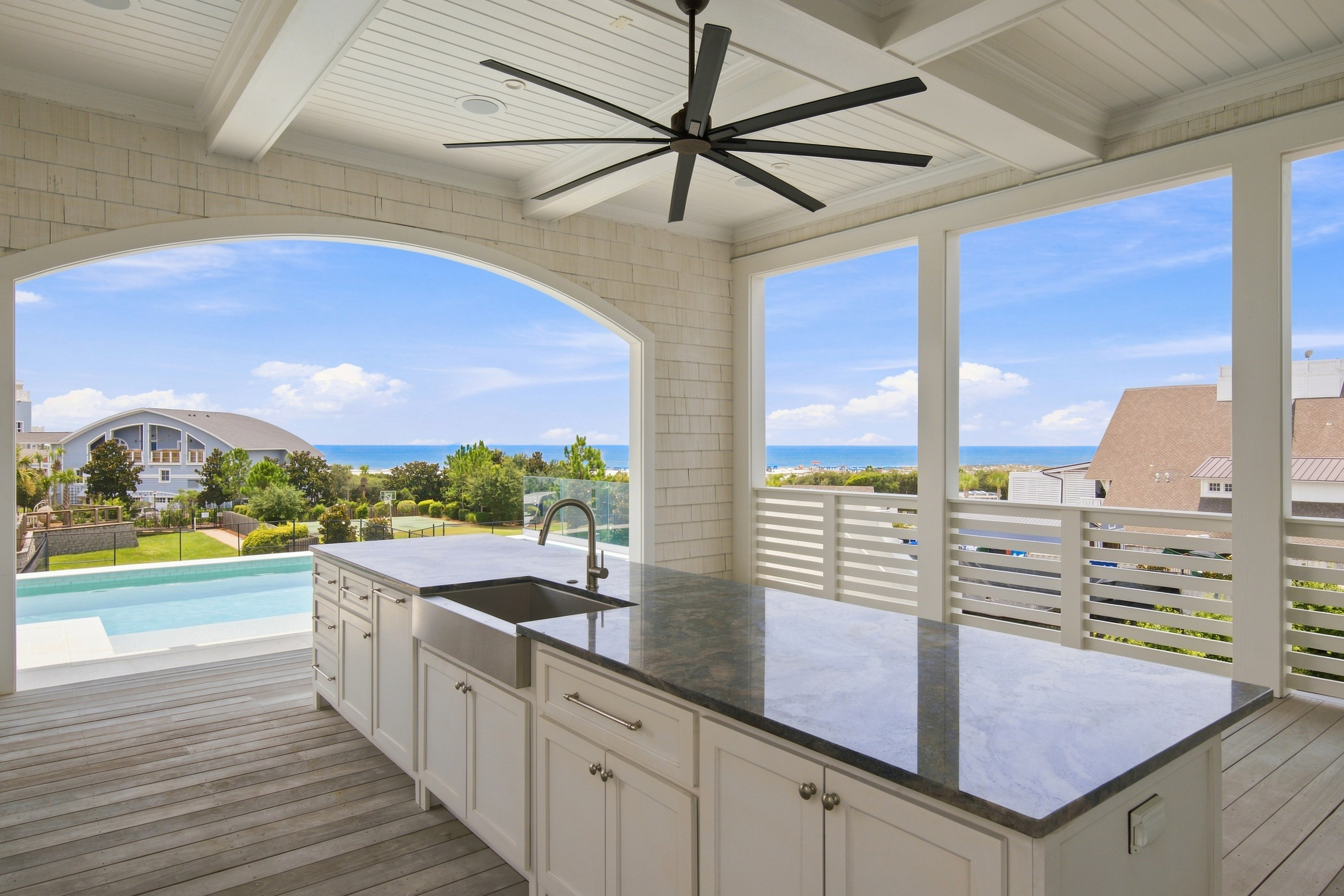  Sophisticated Coastal Living Framed By Gulf Views - 物件實景