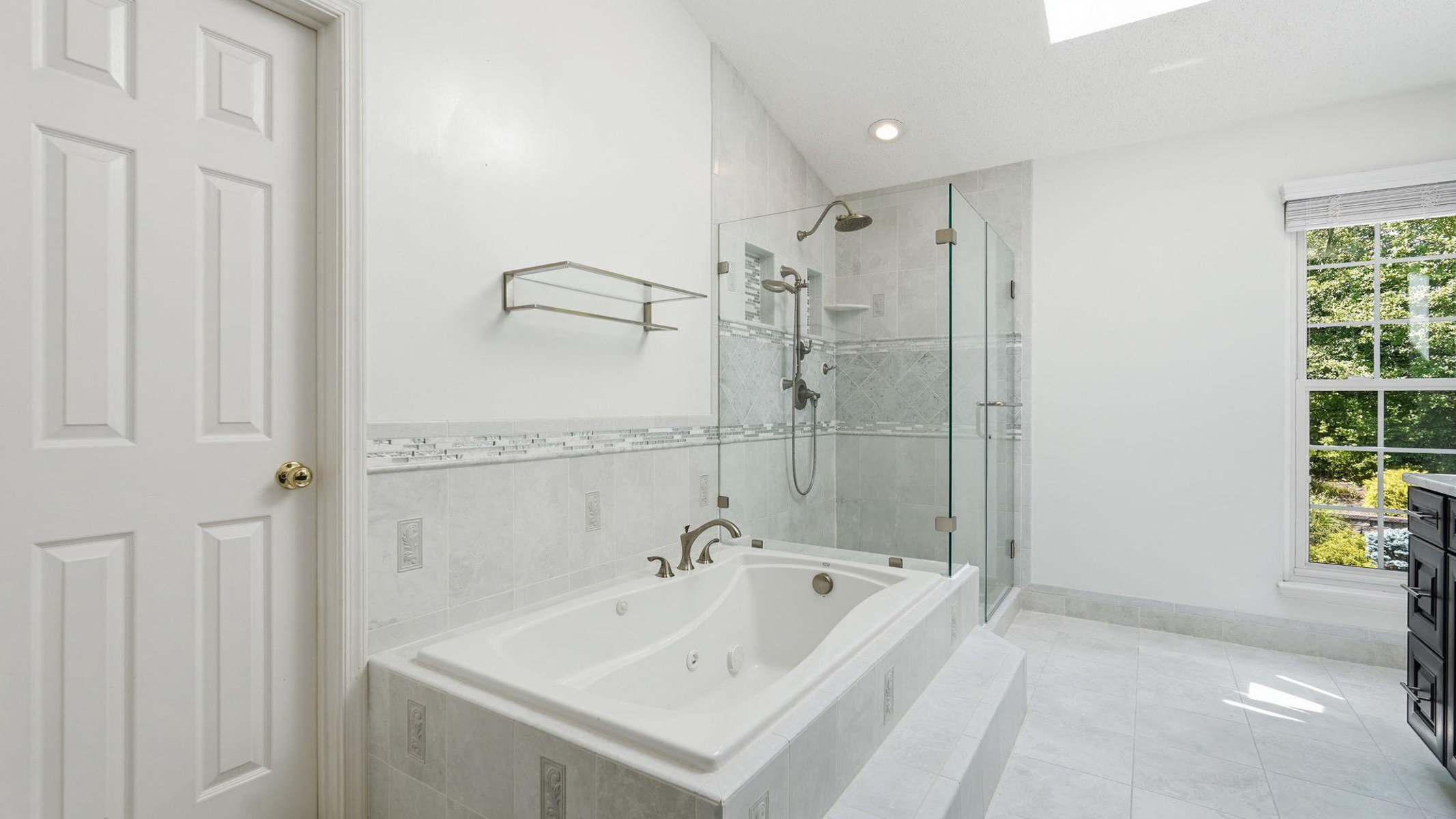  13176 Oak Farm Drive, Woodbridge, VA, 22192 - 物件實景