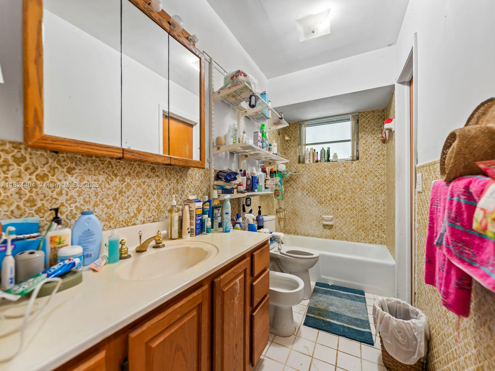 Palmetto Bay, Florida, 33157, United States, 3 Bedrooms Bedrooms, ,3 BathroomsBathrooms,Residential,For Sale,1867576