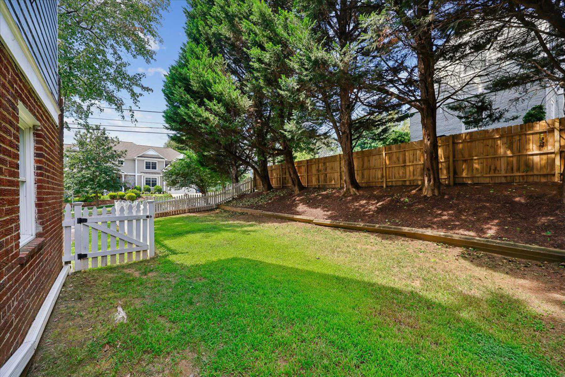  5805 Roosevelt Street, Bethesda, MD, 20817 - 物件實景