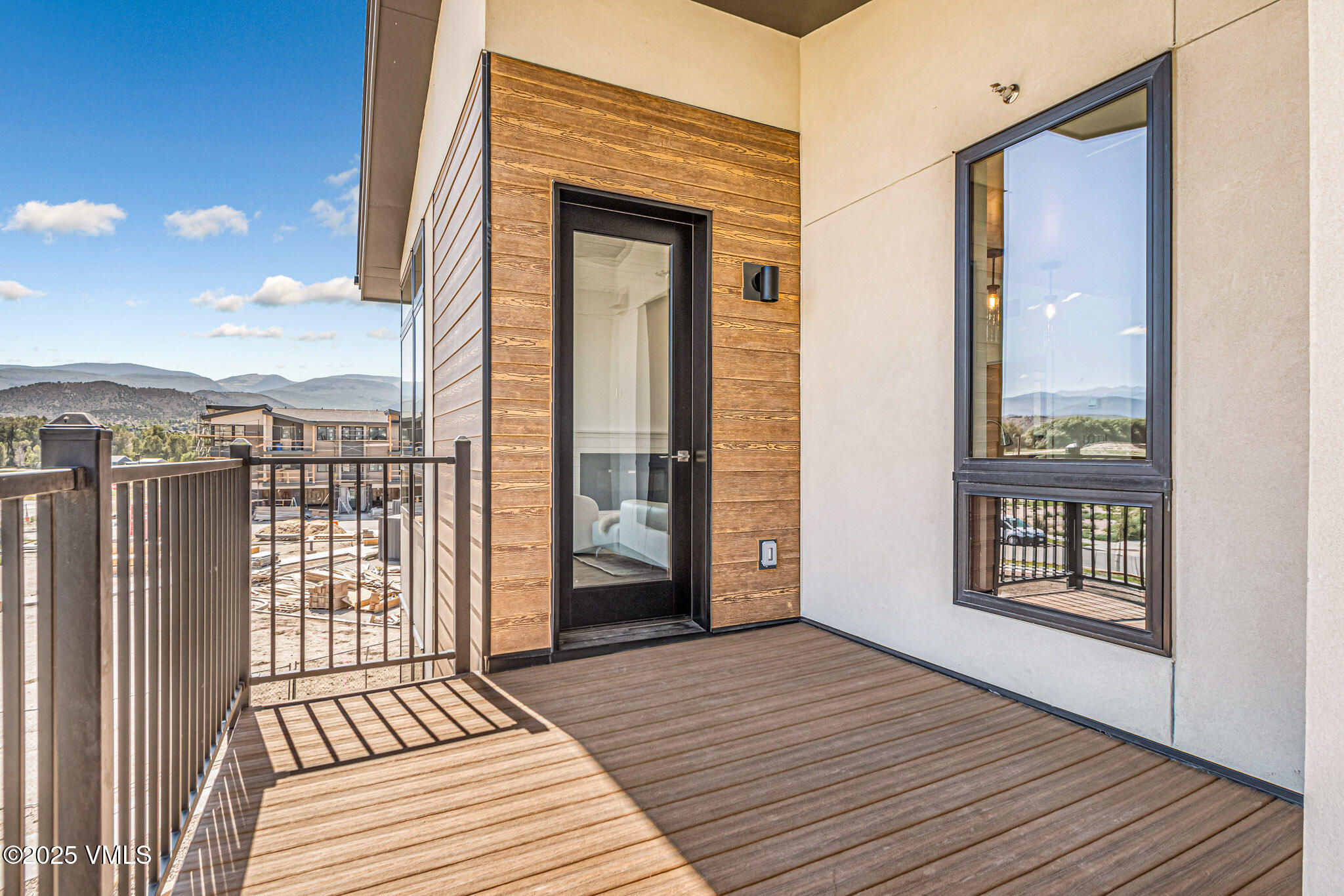 Eagle, Colorado, 81631, United States, 2 Bedrooms Bedrooms, ,2 BathroomsBathrooms,Residential,For Sale,1925129