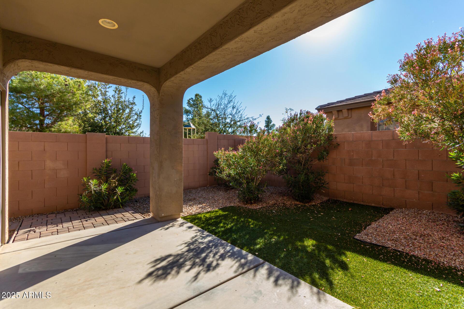 Chandler, Arizona, 85225, United States, 3 Bedrooms Bedrooms, ,2 BathroomsBathrooms,Residential,For Sale,1852151