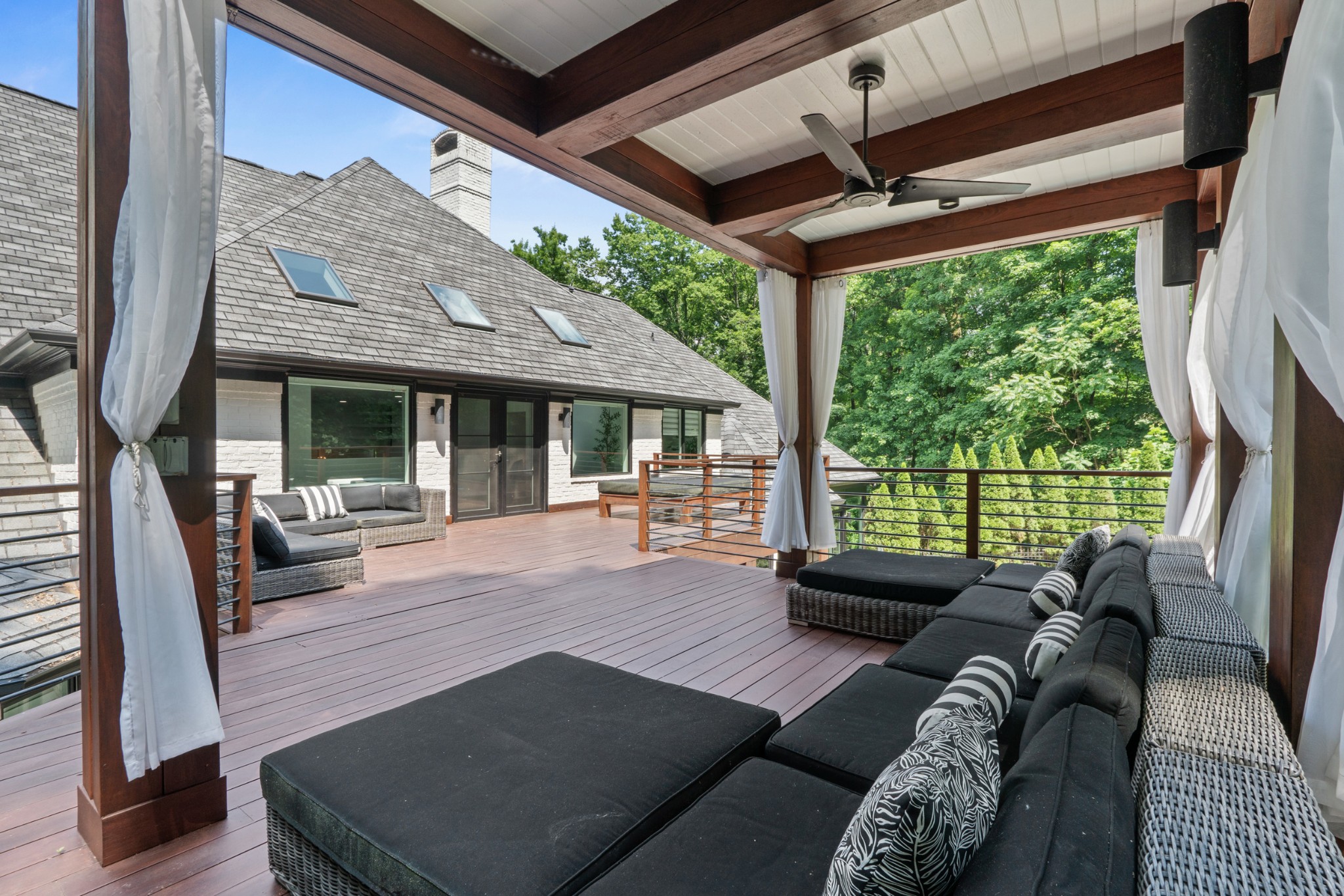 Nashville, Tennessee, 37215, United States, 5 Bedrooms Bedrooms, ,11 BathroomsBathrooms,Residential,For Sale,1997192