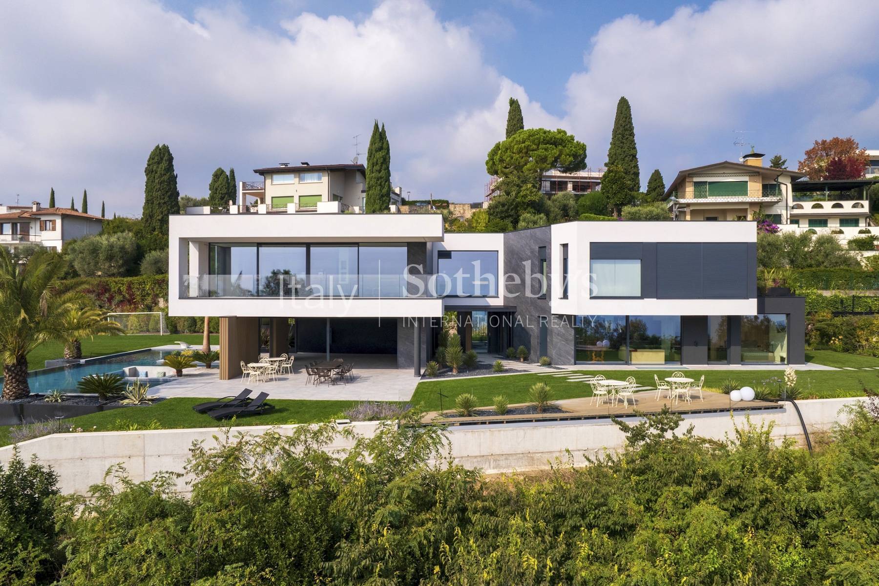  Exclusive modern villa with panoramic lake views - 物件實景