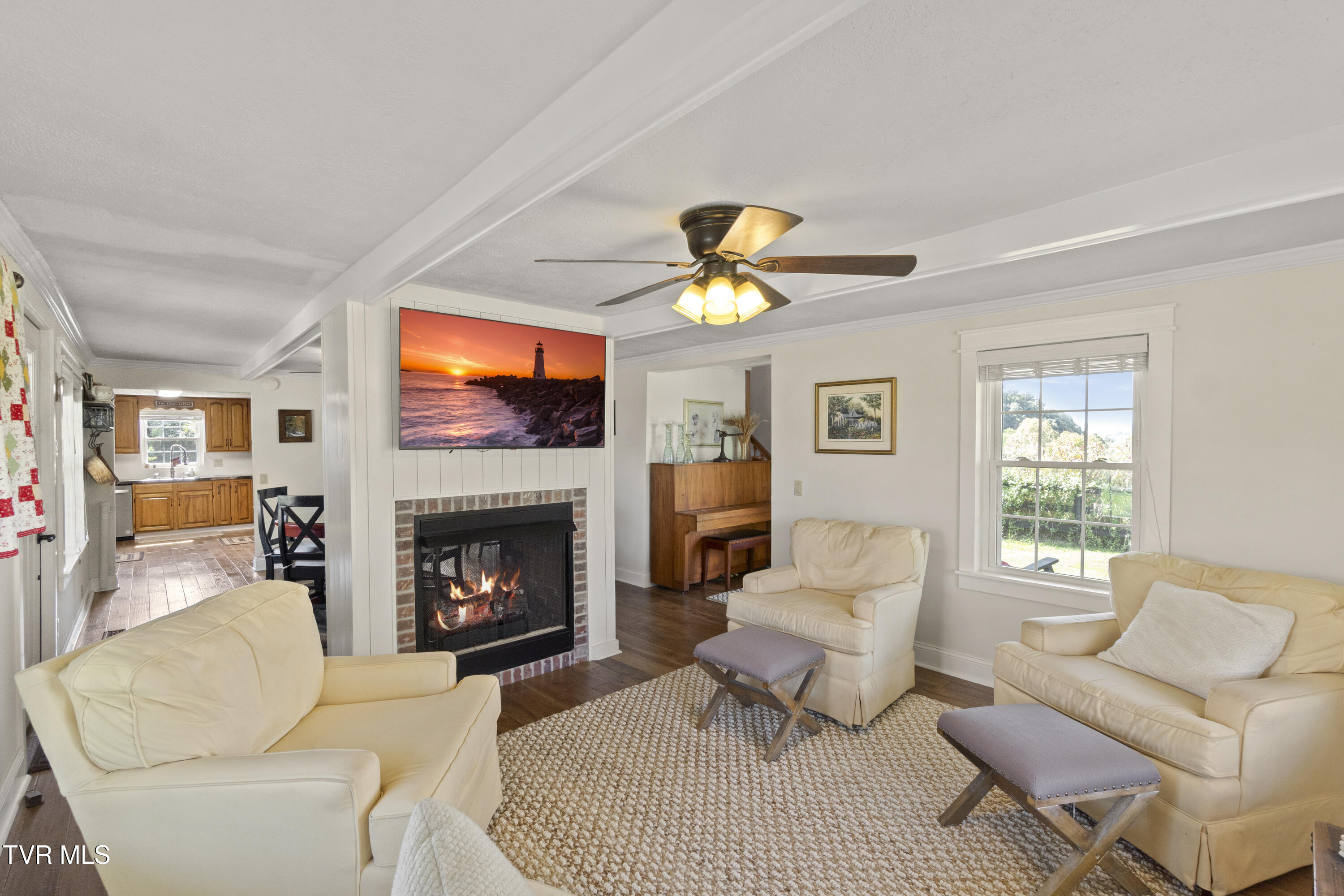 Greeneville, Tennessee, 37745, United States, 3 Bedrooms Bedrooms, ,3 BathroomsBathrooms,Residential,For Sale,2039547