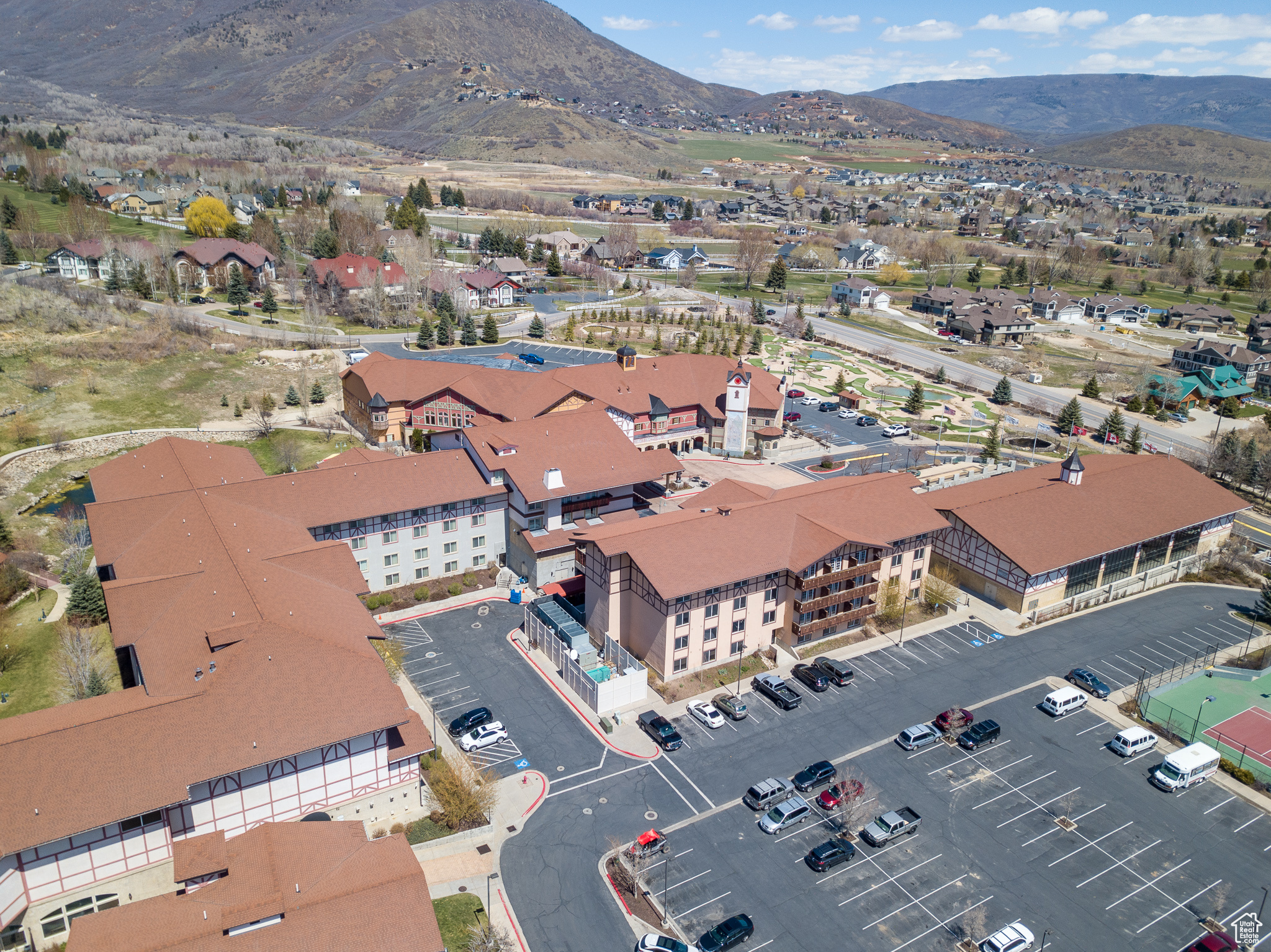 Midway, Utah, 84049, United States, 3 Bedrooms Bedrooms, ,3 BathroomsBathrooms,Residential,For Sale,1827557