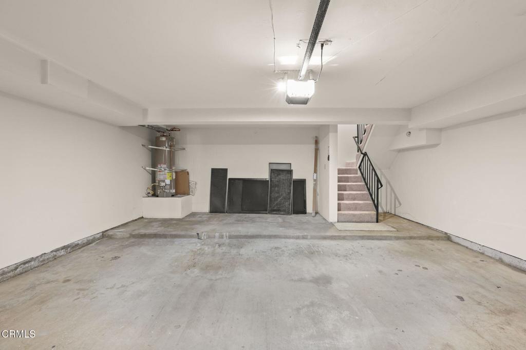 Pasadena, California, 91101, United States, 2 Bedrooms Bedrooms, ,2 BathroomsBathrooms,Residential,For Sale,1989436