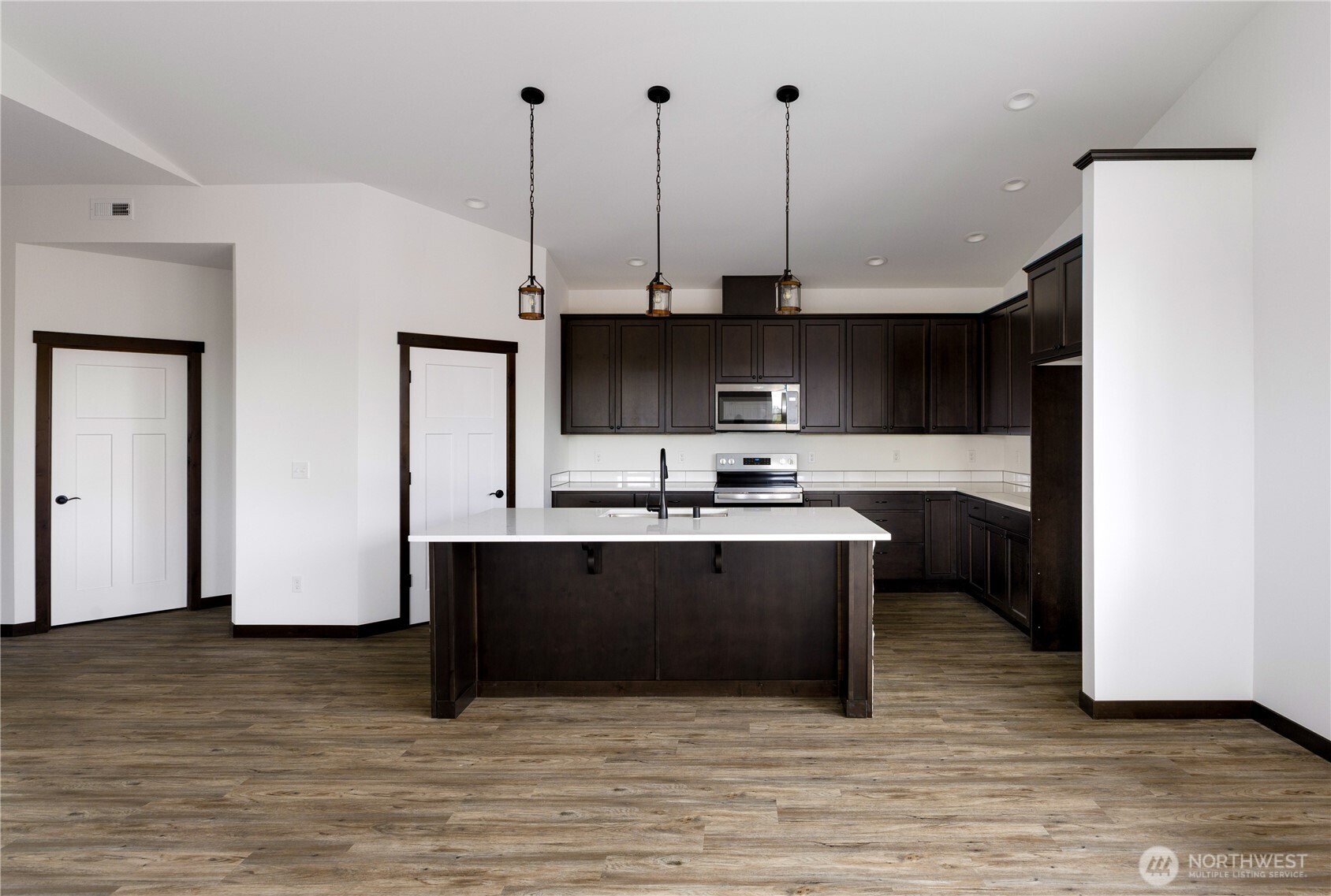 Oak Harbor, Washington, 98277, United States, 3 Bedrooms Bedrooms, ,1 BathroomBathrooms,Residential,For Sale,1759777