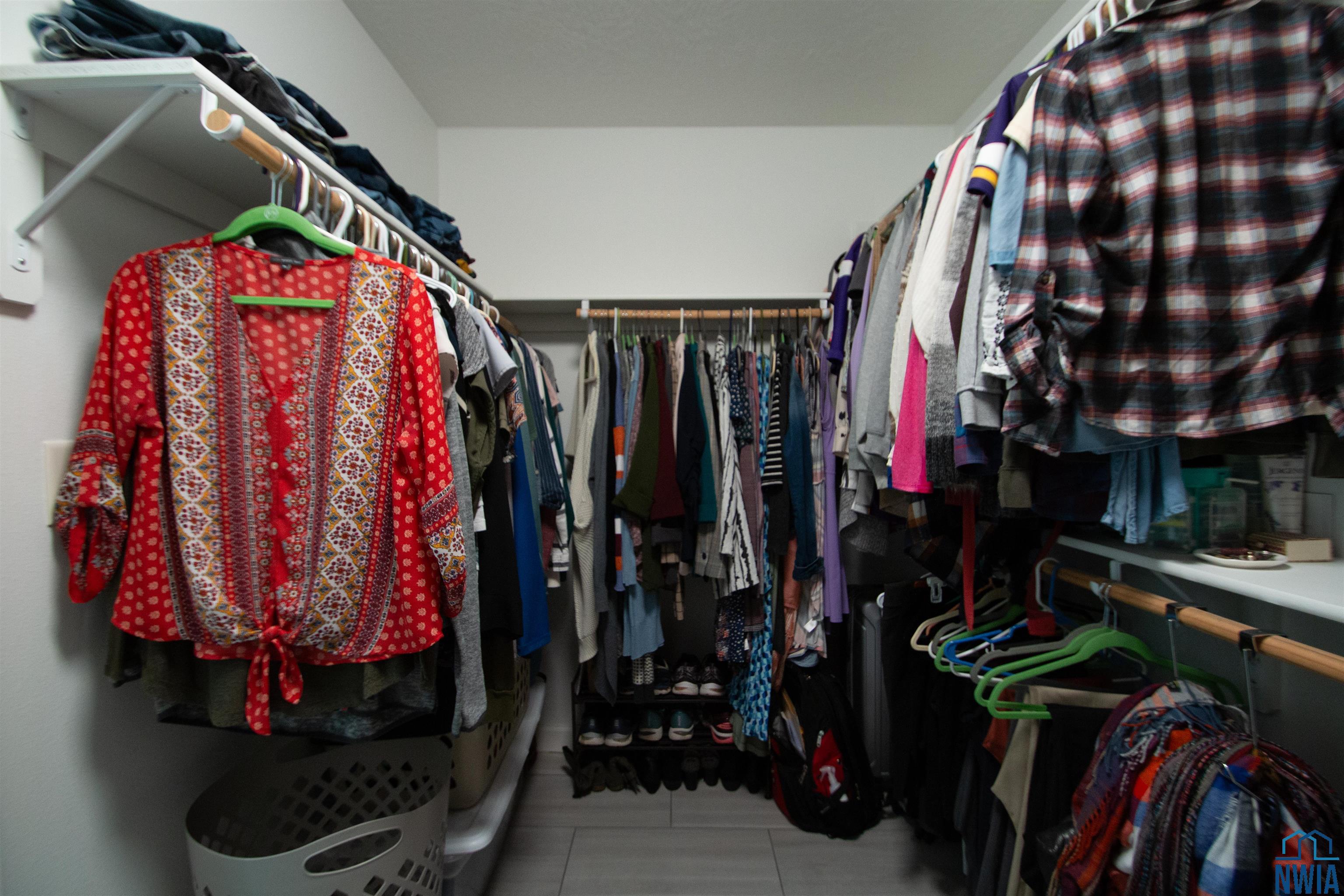 Dakota Dunes, South Dakota, 57049, United States, 4 Bedrooms Bedrooms, ,3 BathroomsBathrooms,Residential,For Sale,1979116