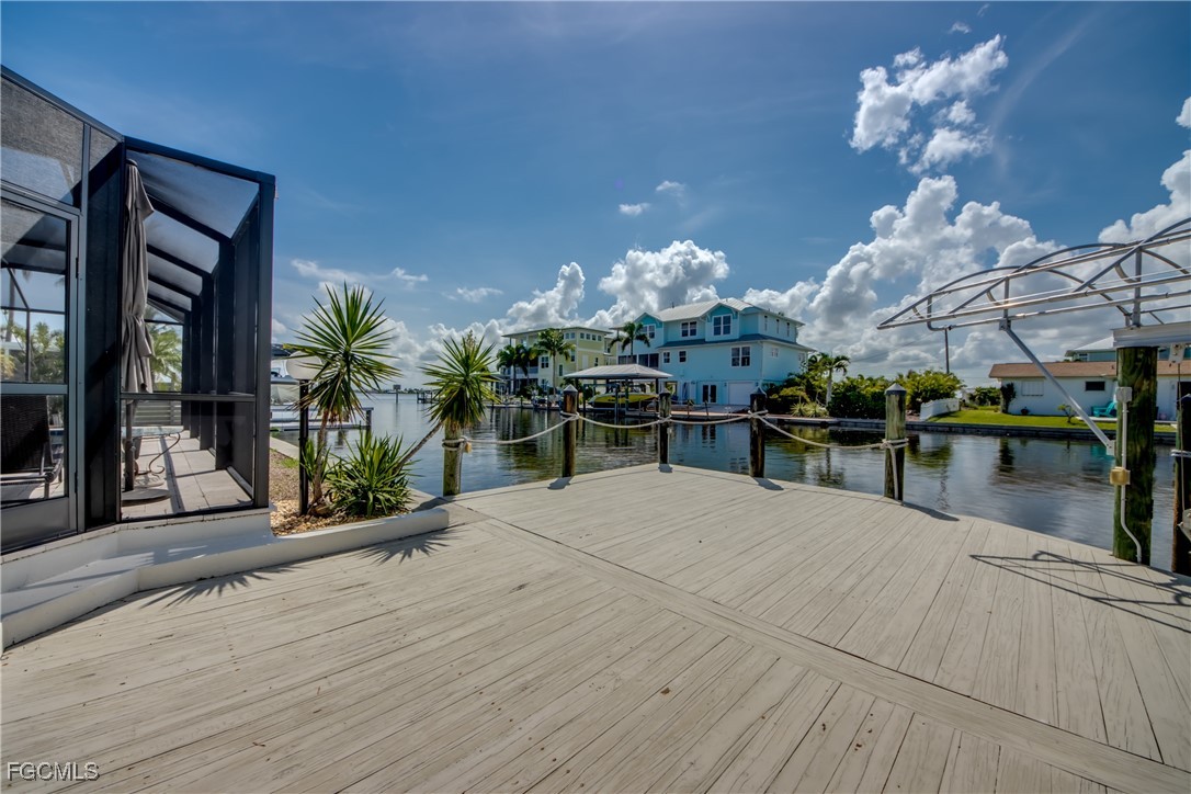 Matlacha, Florida, 33993, United States, 3 Bedrooms Bedrooms, ,2 BathroomsBathrooms,Residential,For Sale,1974777