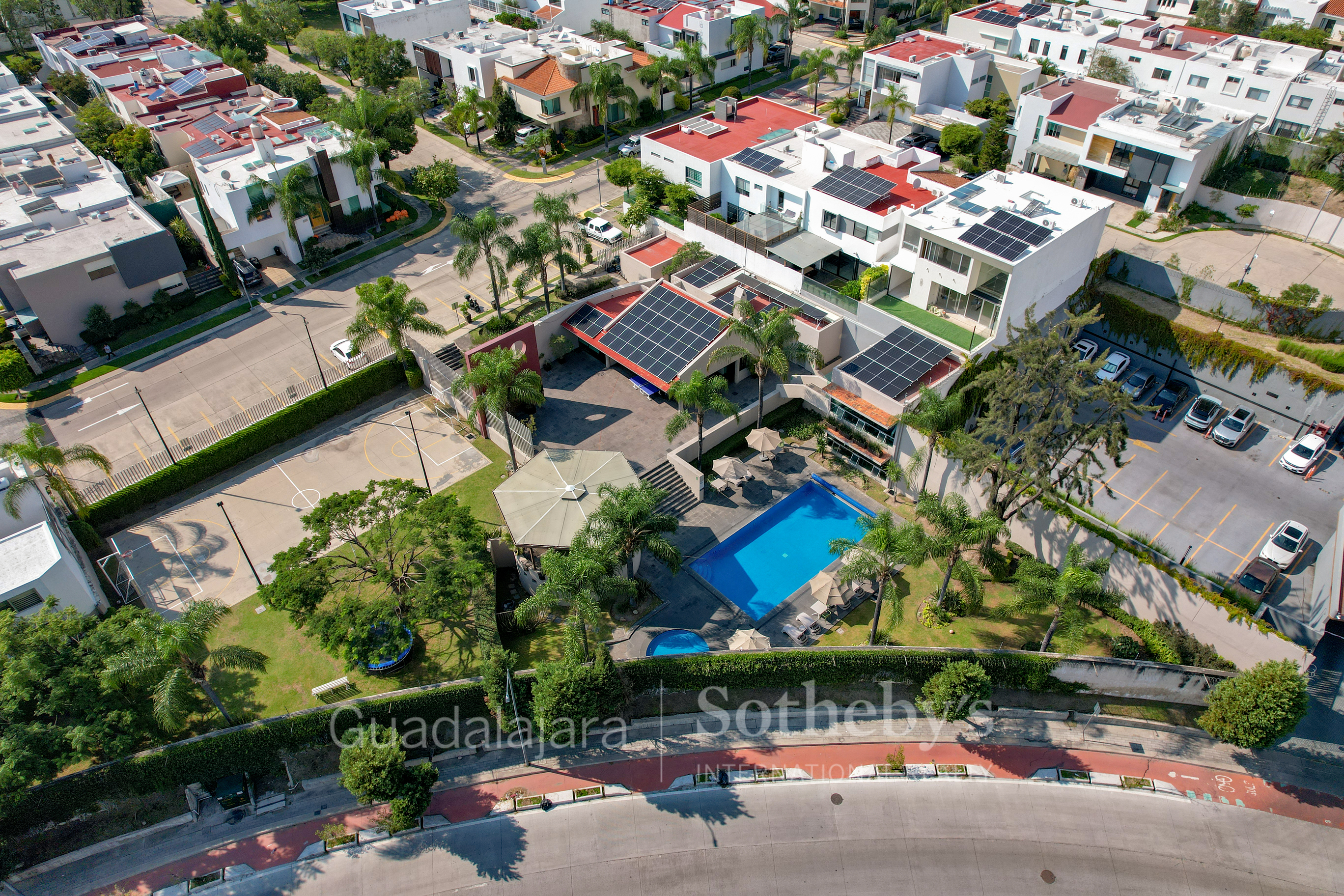  Casa duplex en condominio Puerta del Valle en venta - 物件實景