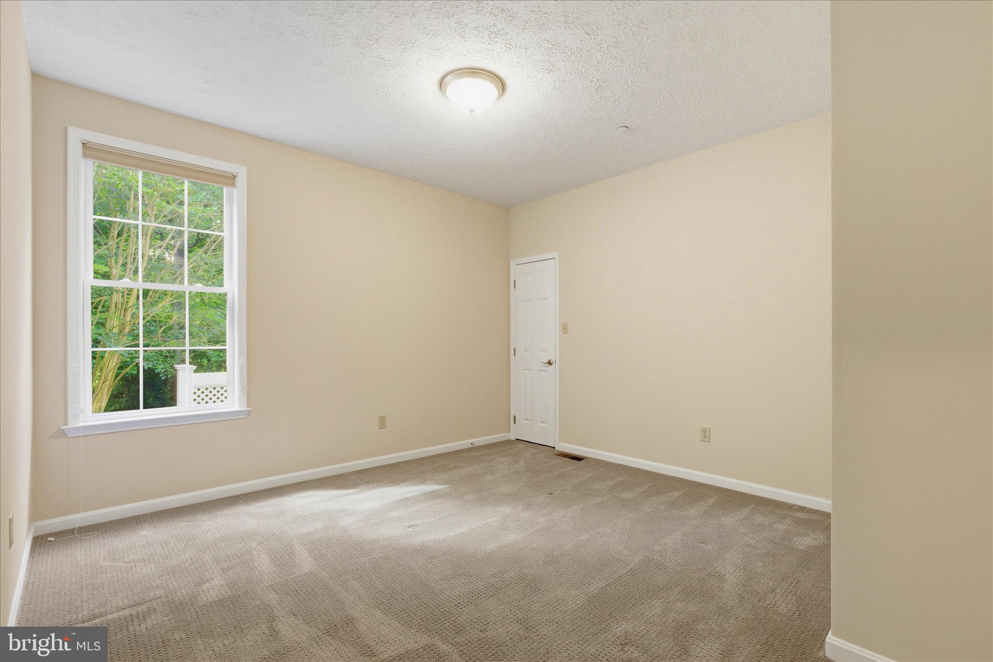Hughesville, Maryland, 20637, United States, 3 Bedrooms Bedrooms, ,2 BathroomsBathrooms,Residential,For Sale,2049068