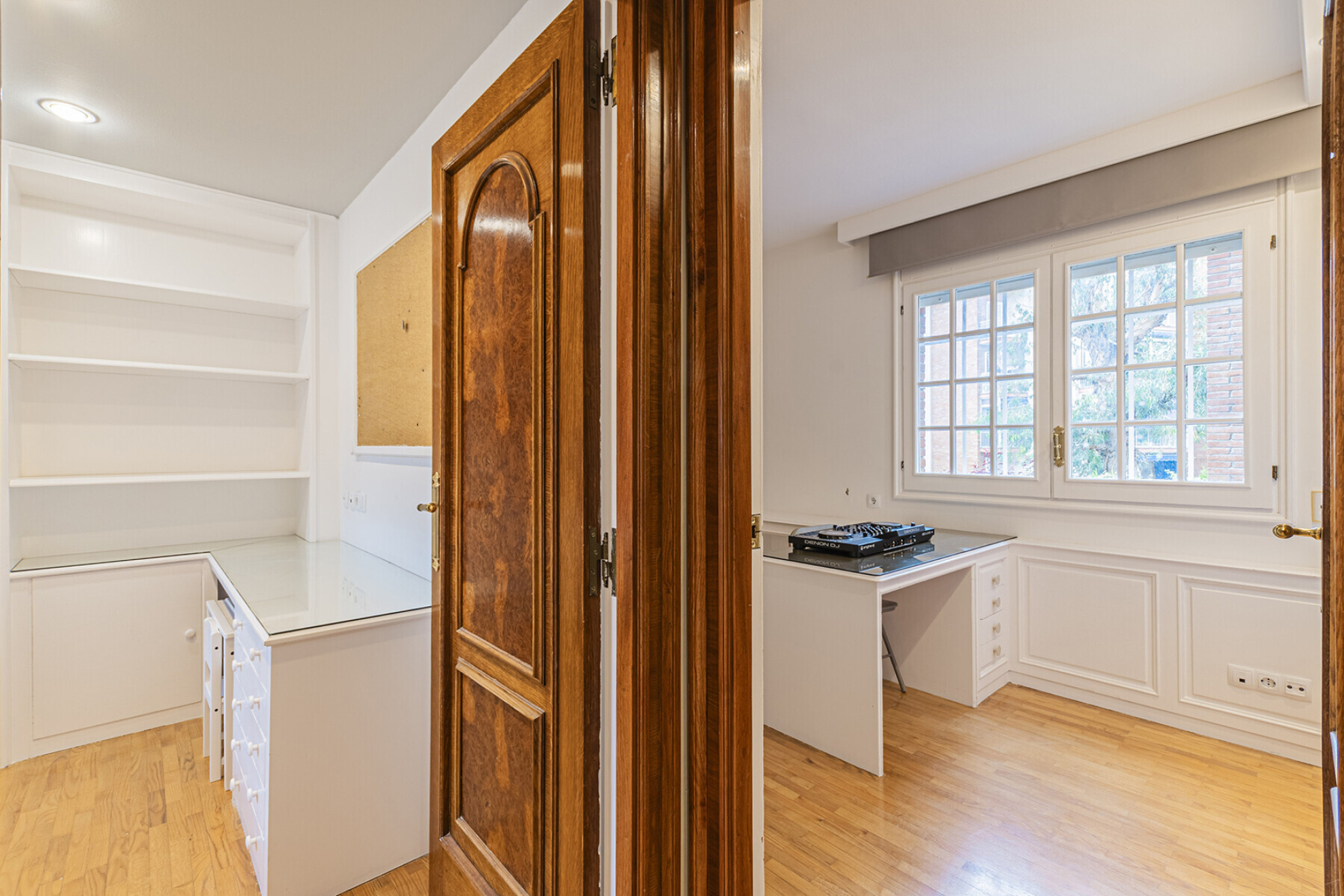  Exclusive apartment with a terrace in a prestigious gated community in Barcelona - 物件實景