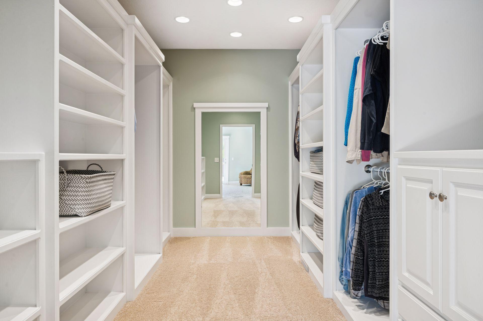 Plymouth, Minnesota, 55447, United States, 5 Bedrooms Bedrooms, ,4 BathroomsBathrooms,Residential,For Sale,1989736