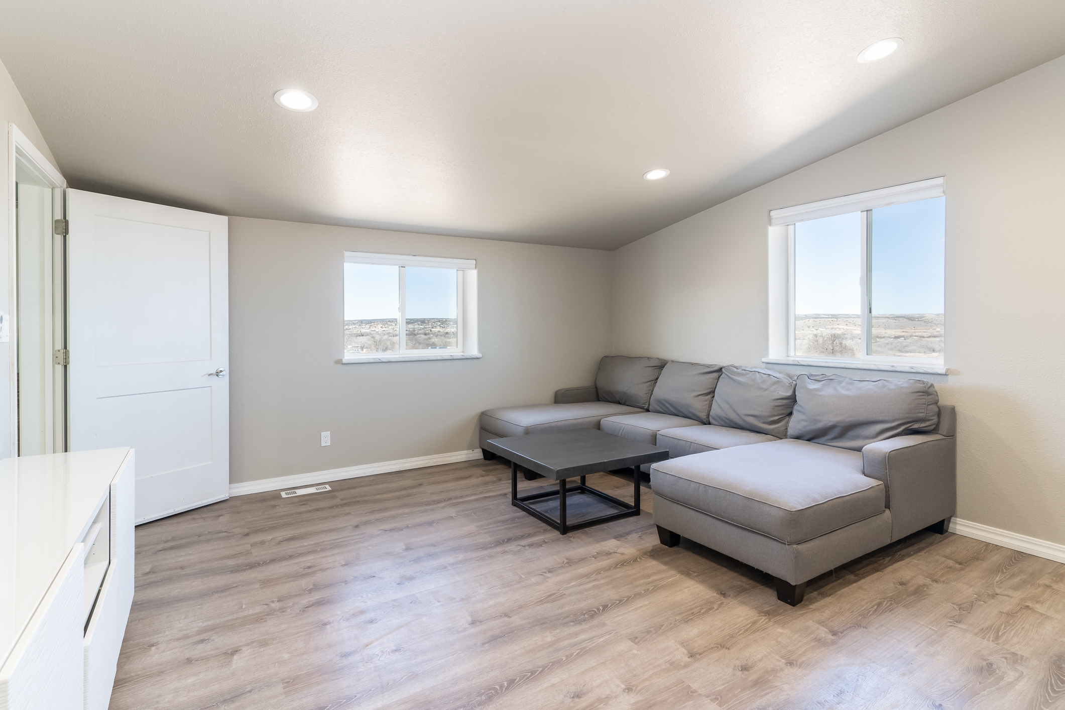 Aztec, New Mexico, 87410, United States, ,2 BathroomsBathrooms,Residential,For Sale,1980456