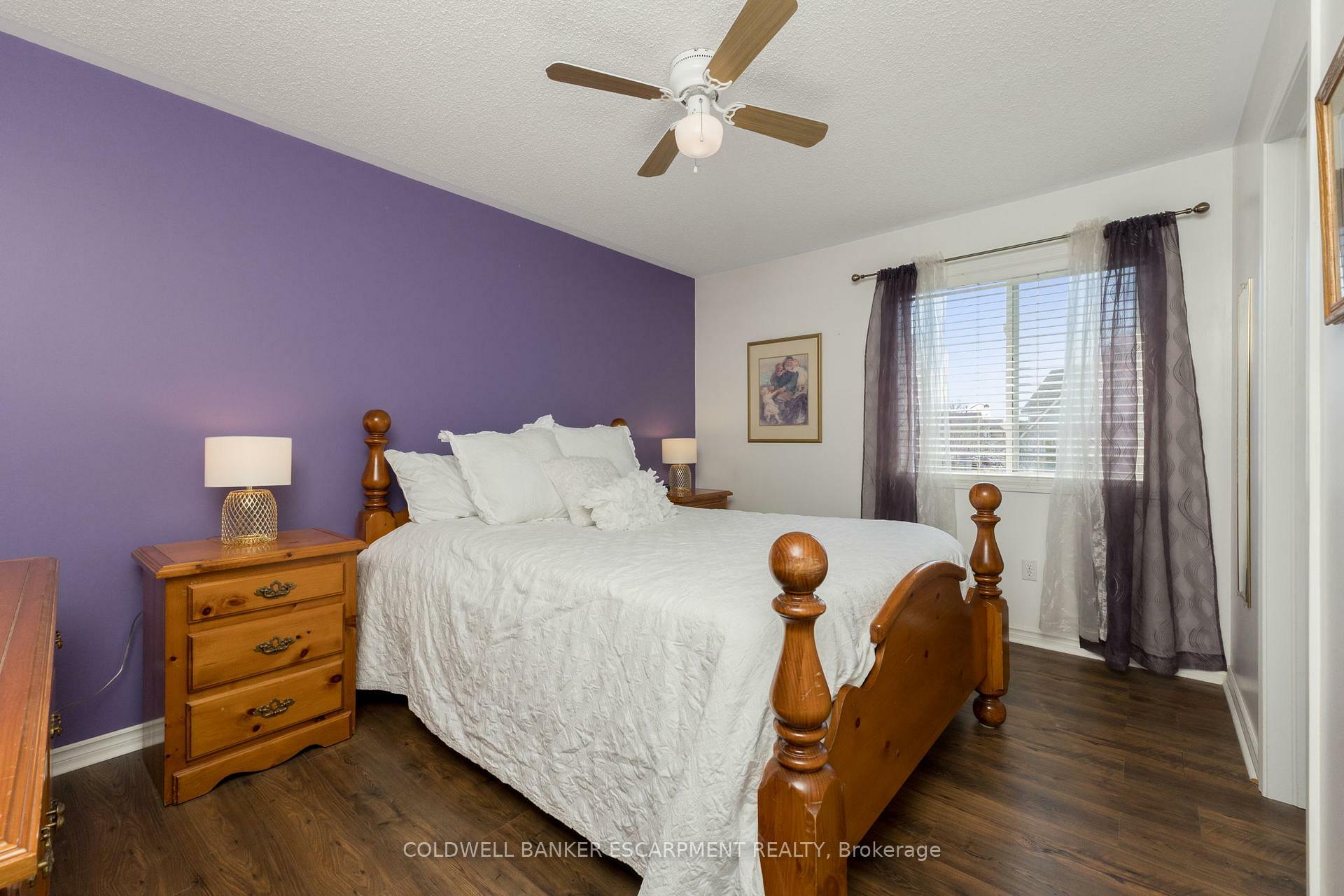 MILTON, Ontario, L9T 5K1, CA, 3 Bedrooms Bedrooms, ,Residential,For Sale,1849827