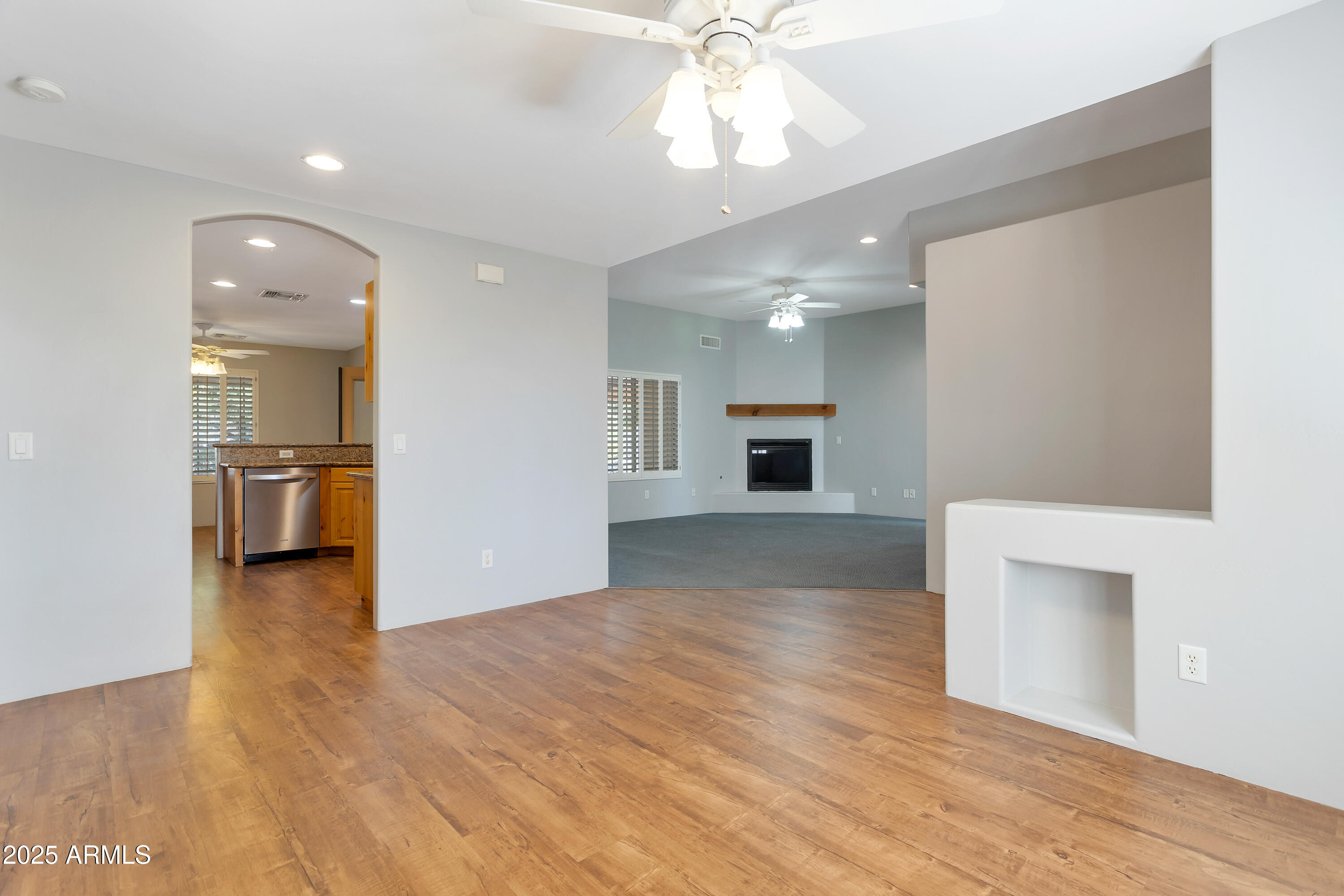 Phoenix, Arizona, 85086, United States, 4 Bedrooms Bedrooms, ,2 BathroomsBathrooms,Residential,For Sale,1988949