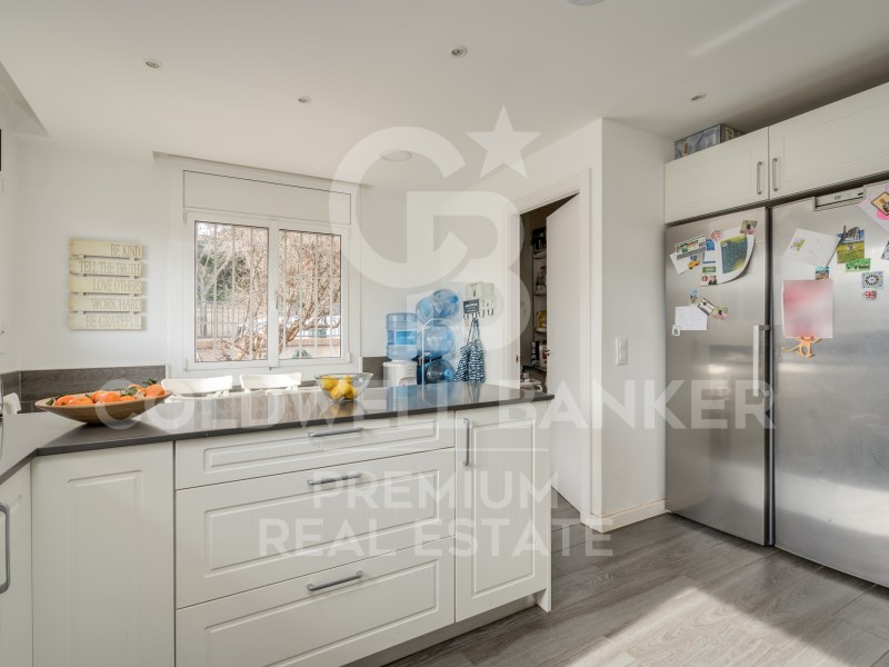 Cerdanyola del Vallès, Catalonia, ES, 4 Bedrooms Bedrooms, ,3 BathroomsBathrooms,Residential,For Sale,1622423