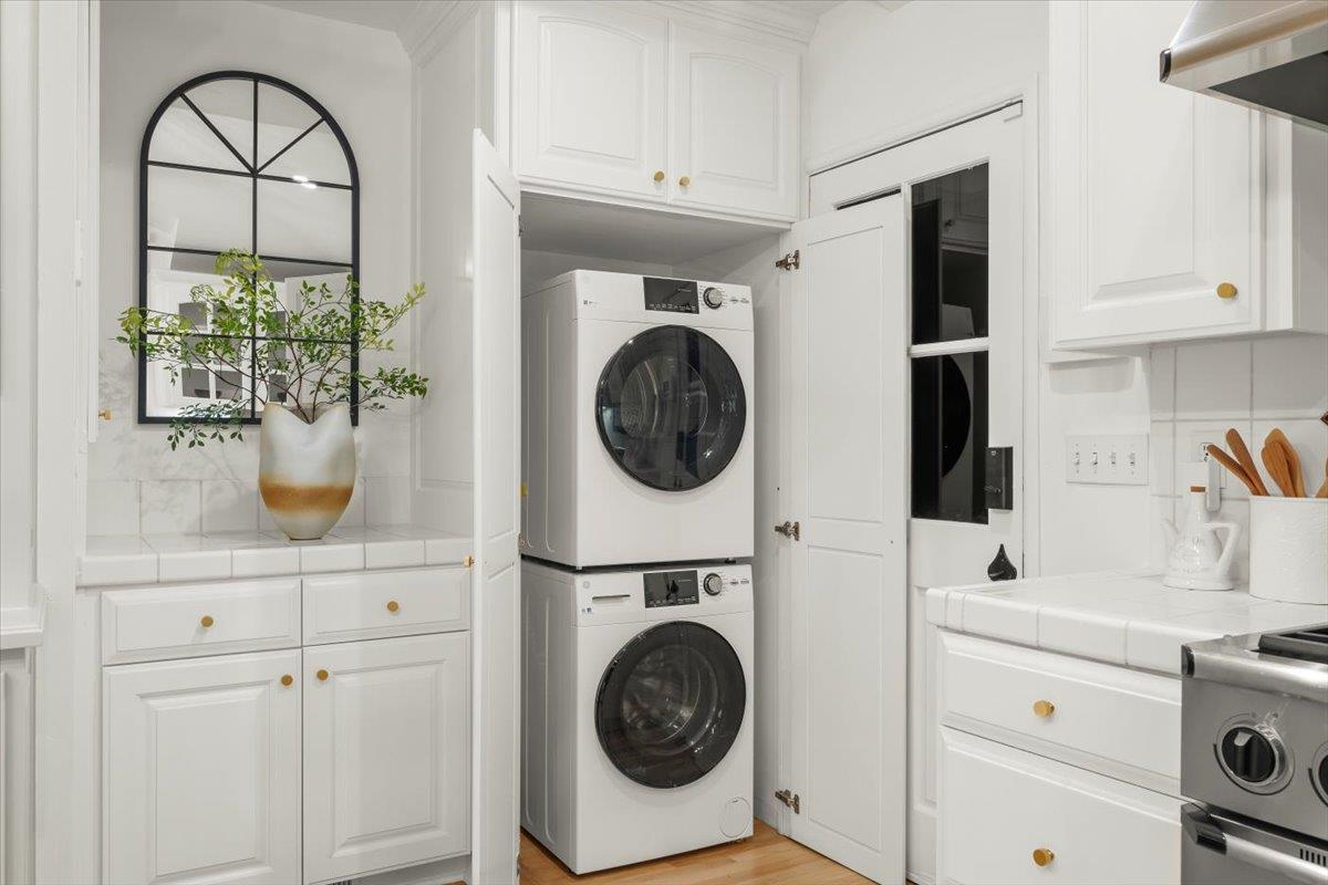 San Jose, California, 95125, United States, 3 Bedrooms Bedrooms, ,2 BathroomsBathrooms,Residential,For Sale,1989346