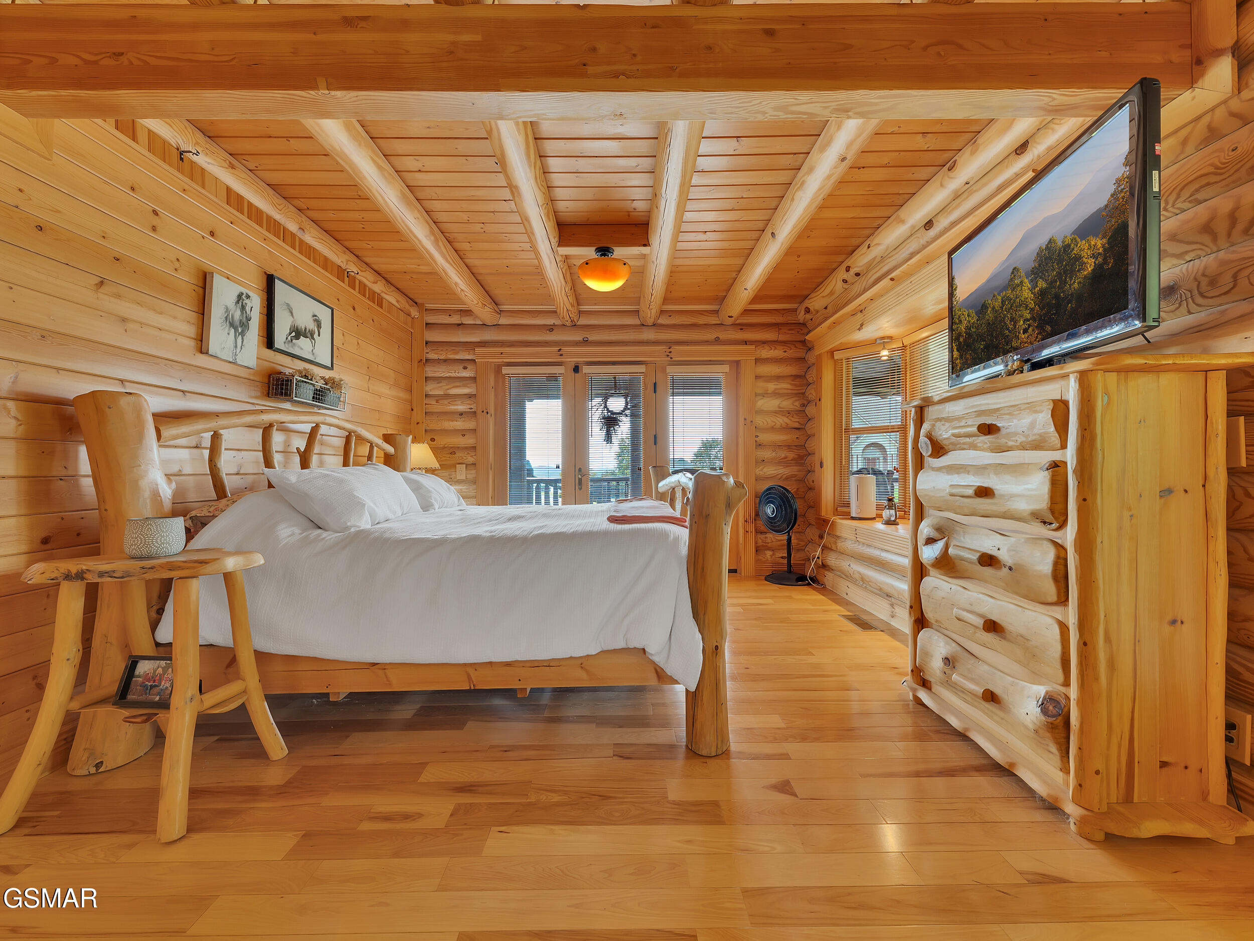 Dandridge, Tennessee, 37725, United States, 3 Bedrooms Bedrooms, ,4 BathroomsBathrooms,Residential,For Sale,1978849