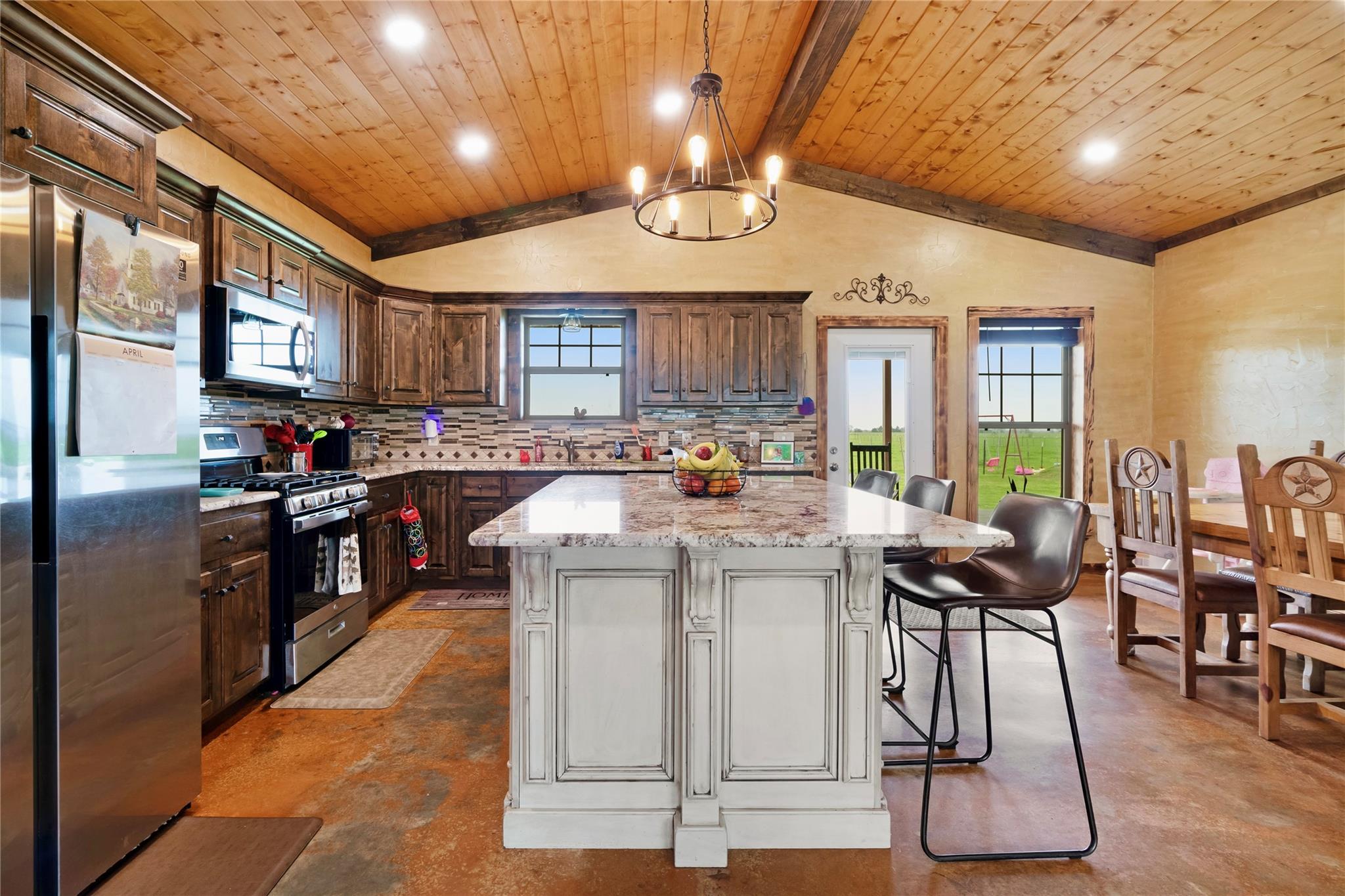 Honey Grove, Texas, 75446, United States, 3 Bedrooms Bedrooms, ,3 BathroomsBathrooms,Residential,For Sale,1937107