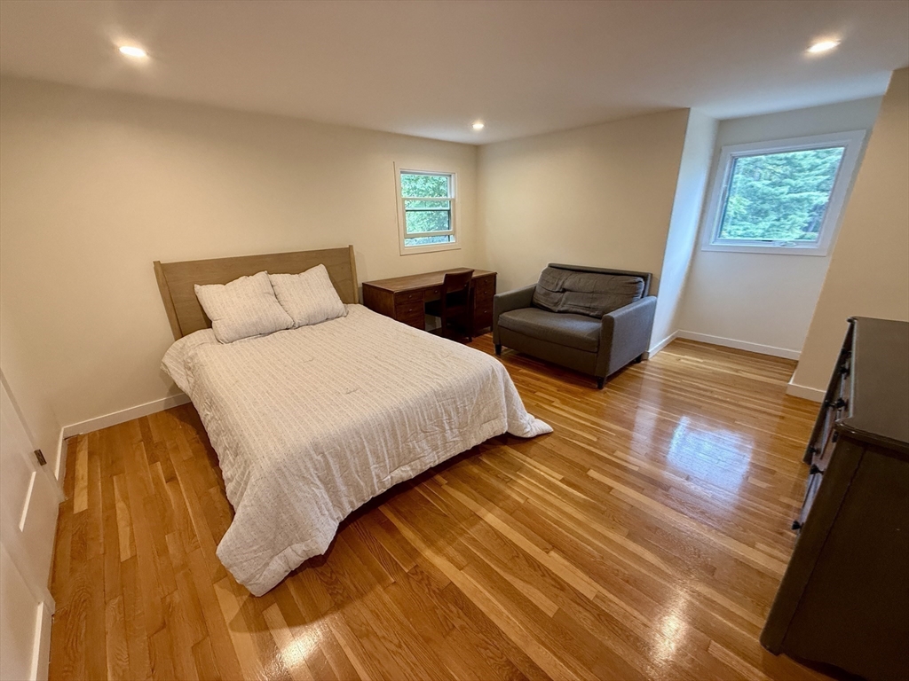 Lexington, Massachusetts, 02420, United States, 5 Bedrooms Bedrooms, ,6 BathroomsBathrooms,Residential,For Sale,1951005