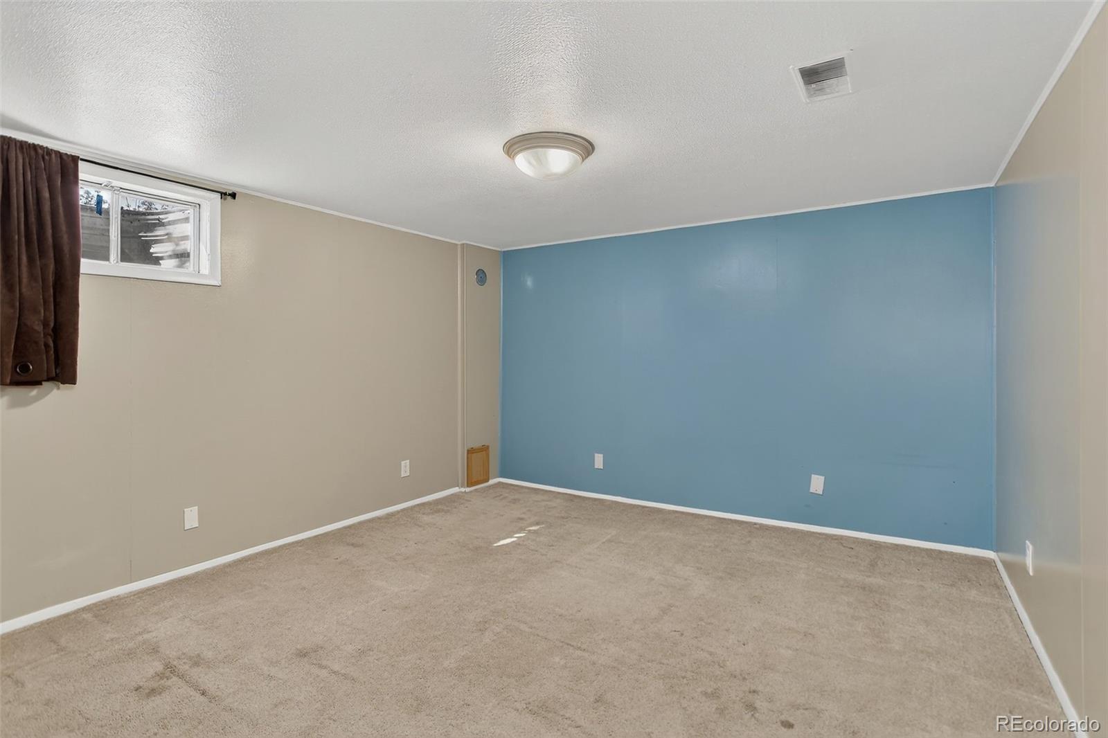 Arvada, Colorado, 80003, United States, 5 Bedrooms Bedrooms, ,1 BathroomBathrooms,Residential,For Sale,1956367