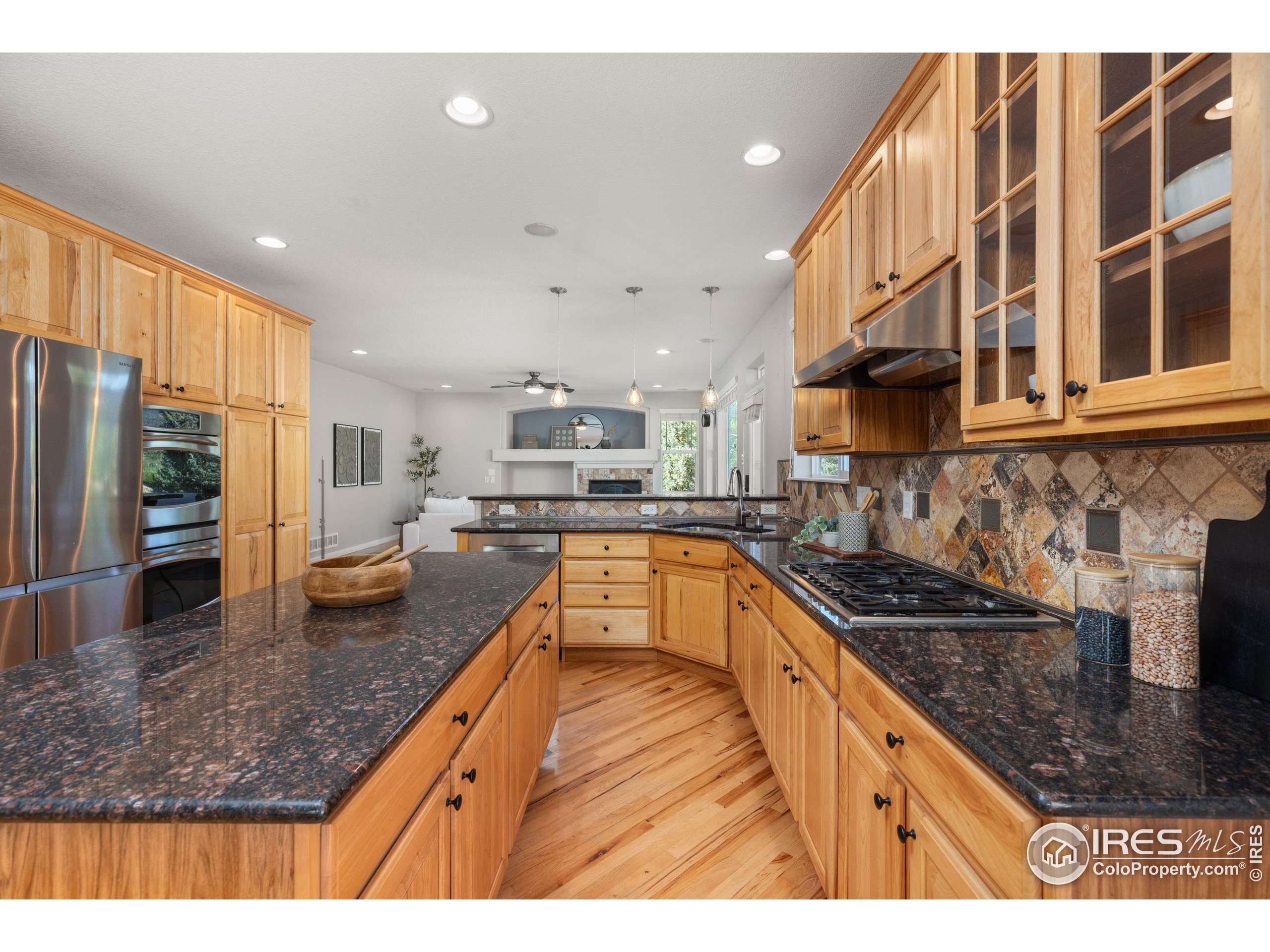 Lyons, Colorado, 80540, United States, 4 Bedrooms Bedrooms, ,3 BathroomsBathrooms,Residential,For Sale,1865994