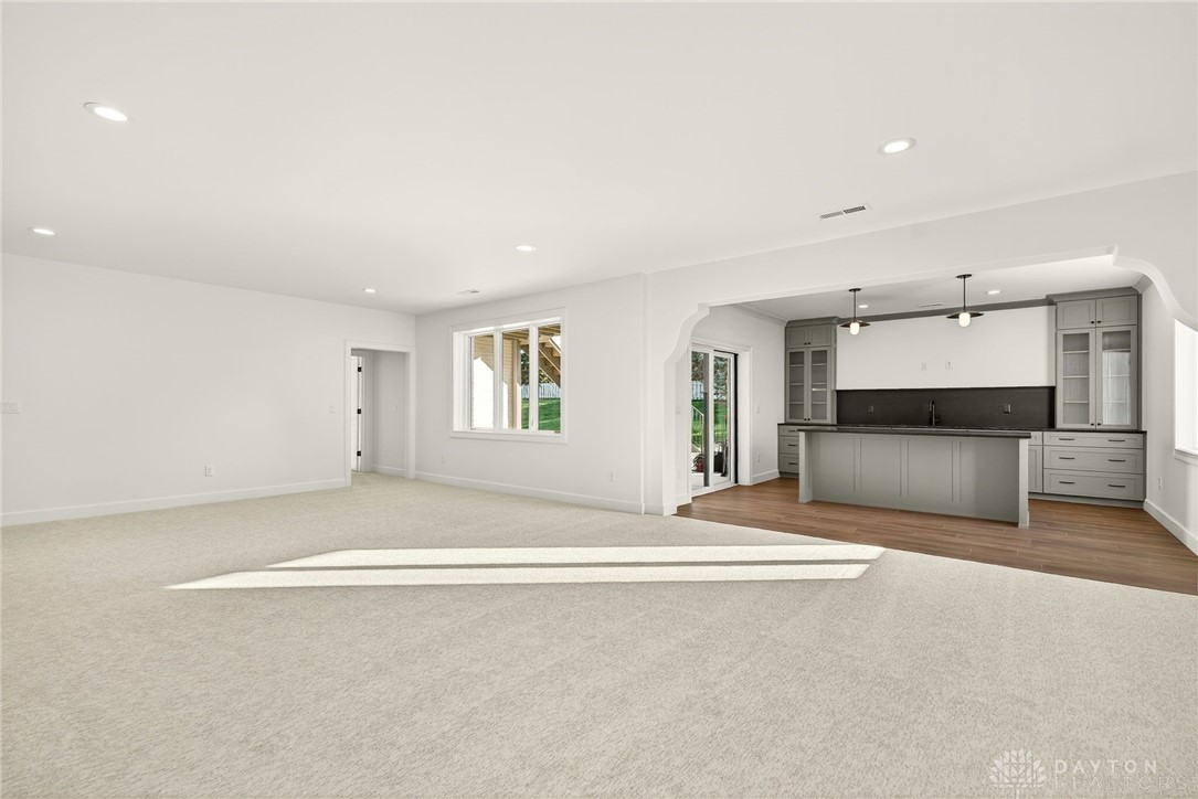 Washington Twp, Ohio, 45458, United States, 5 Bedrooms Bedrooms, ,5 BathroomsBathrooms,Residential,For Sale,1988352