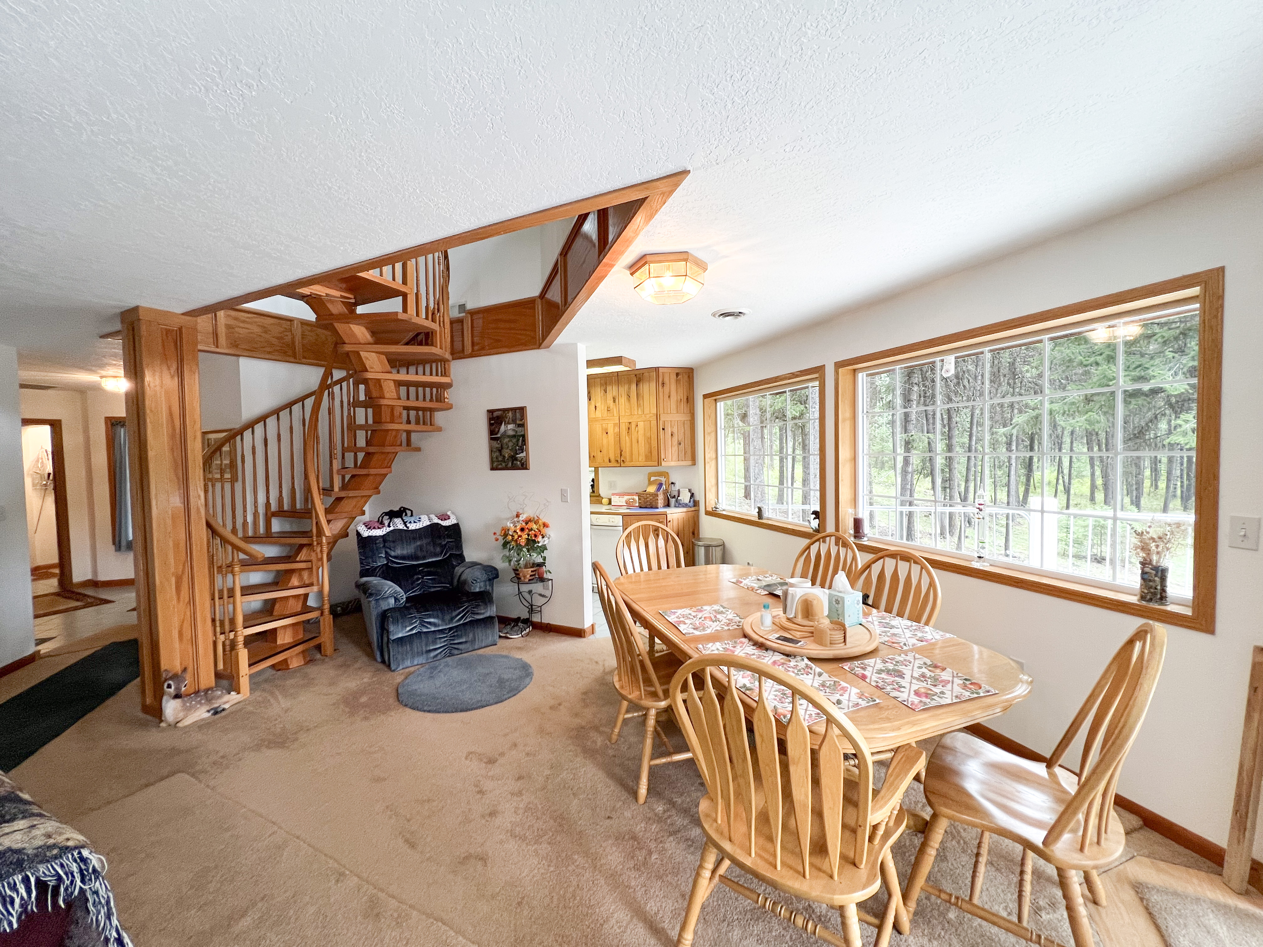 Republic, Washington, 99166, United States, 3 Bedrooms Bedrooms, ,3 BathroomsBathrooms,Residential,For Sale,1976903