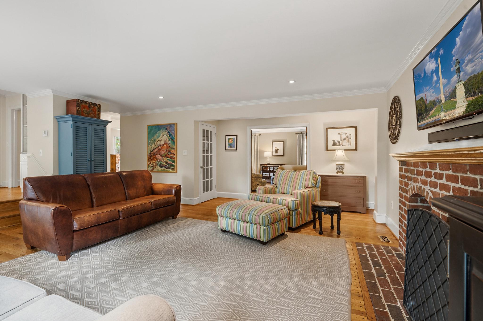 210 Falcon Ridge Road, Great Falls, VA, 22066 - 物件實景