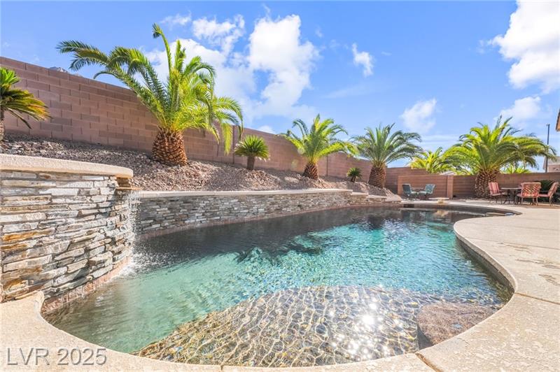 Las Vegas, Nevada, 89110, United States, 6 Bedrooms Bedrooms, ,3 BathroomsBathrooms,Residential,For Sale,1987091