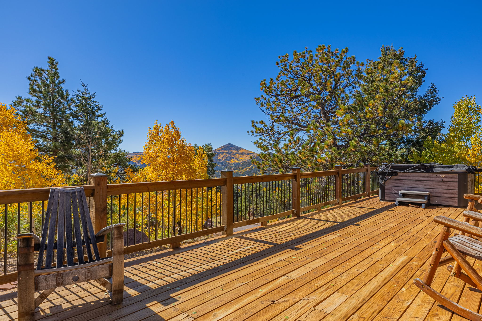 Cripple Creek, Colorado, 80813, United States, 3 Bedrooms Bedrooms, ,3 BathroomsBathrooms,Residential,For Sale,1997050