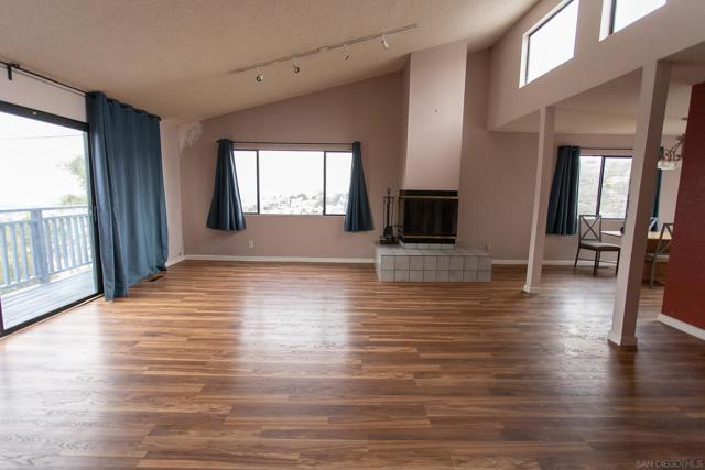 Spring Valley, California, 91977, United States, 4 Bedrooms Bedrooms, ,3 BathroomsBathrooms,Residential,For Sale,2009098