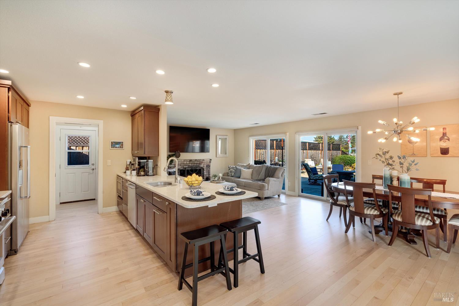 Napa, California, 94559, United States, 3 Bedrooms Bedrooms, ,2 BathroomsBathrooms,Residential,For Sale,2000781