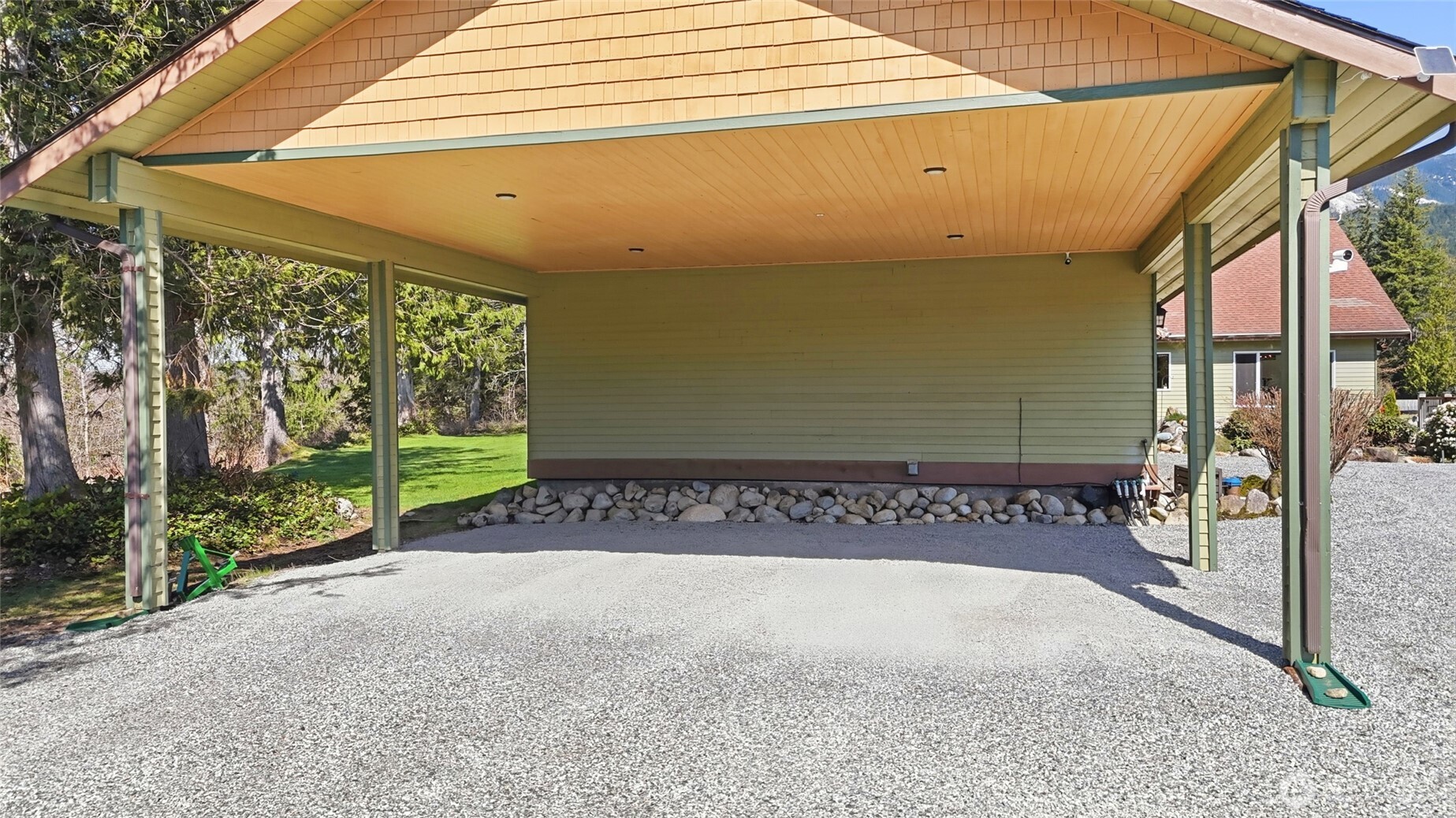 Gold Bar, Washington, 98251, United States, 4 Bedrooms Bedrooms, ,2 BathroomsBathrooms,Residential,For Sale,2032220