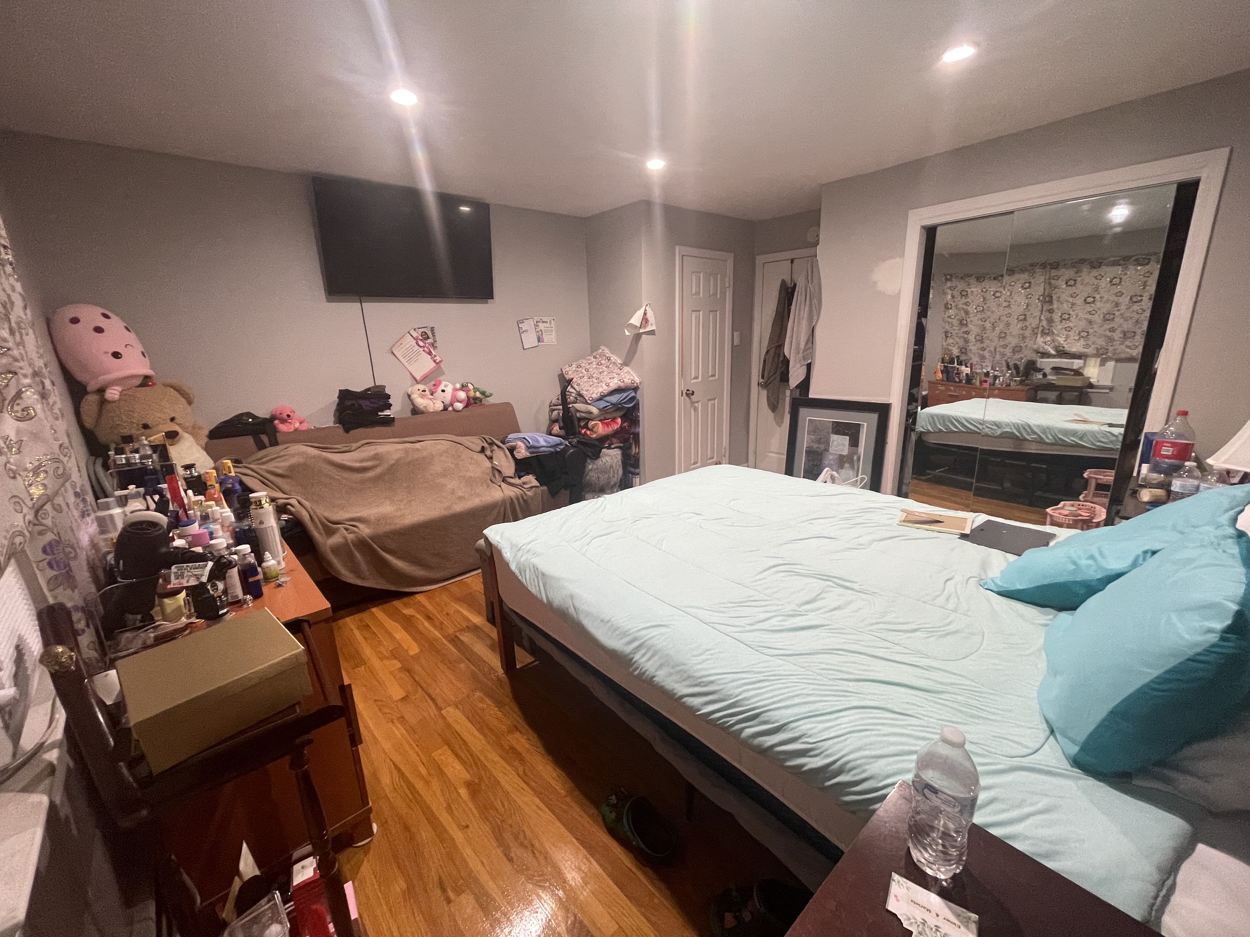 Fairview, New Jersey, 07022, United States, 3 Bedrooms Bedrooms, ,1 BathroomBathrooms,Residential,For Sale,1935345