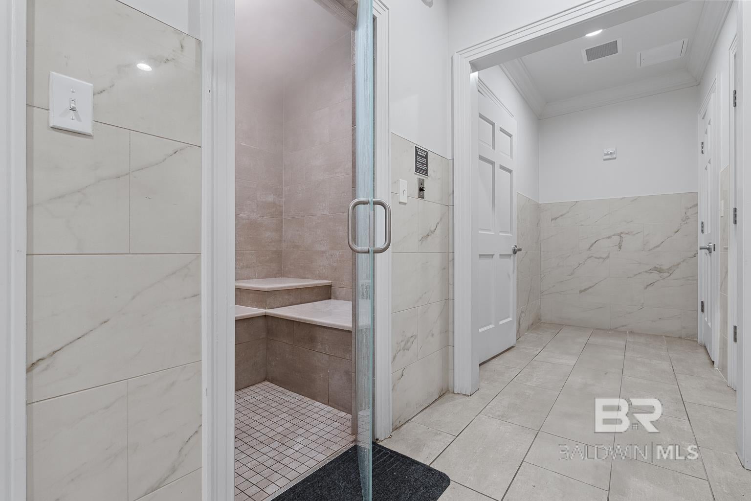 Gulf Shores, Alabama, 36542, United States, 2 Bedrooms Bedrooms, ,2 BathroomsBathrooms,Residential,For Sale,1997271