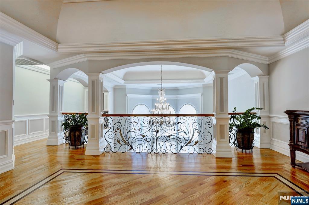 Fort Lee, New Jersey, 07024, United States, 6 Bedrooms Bedrooms, ,7 BathroomsBathrooms,Residential,For Sale,1891733