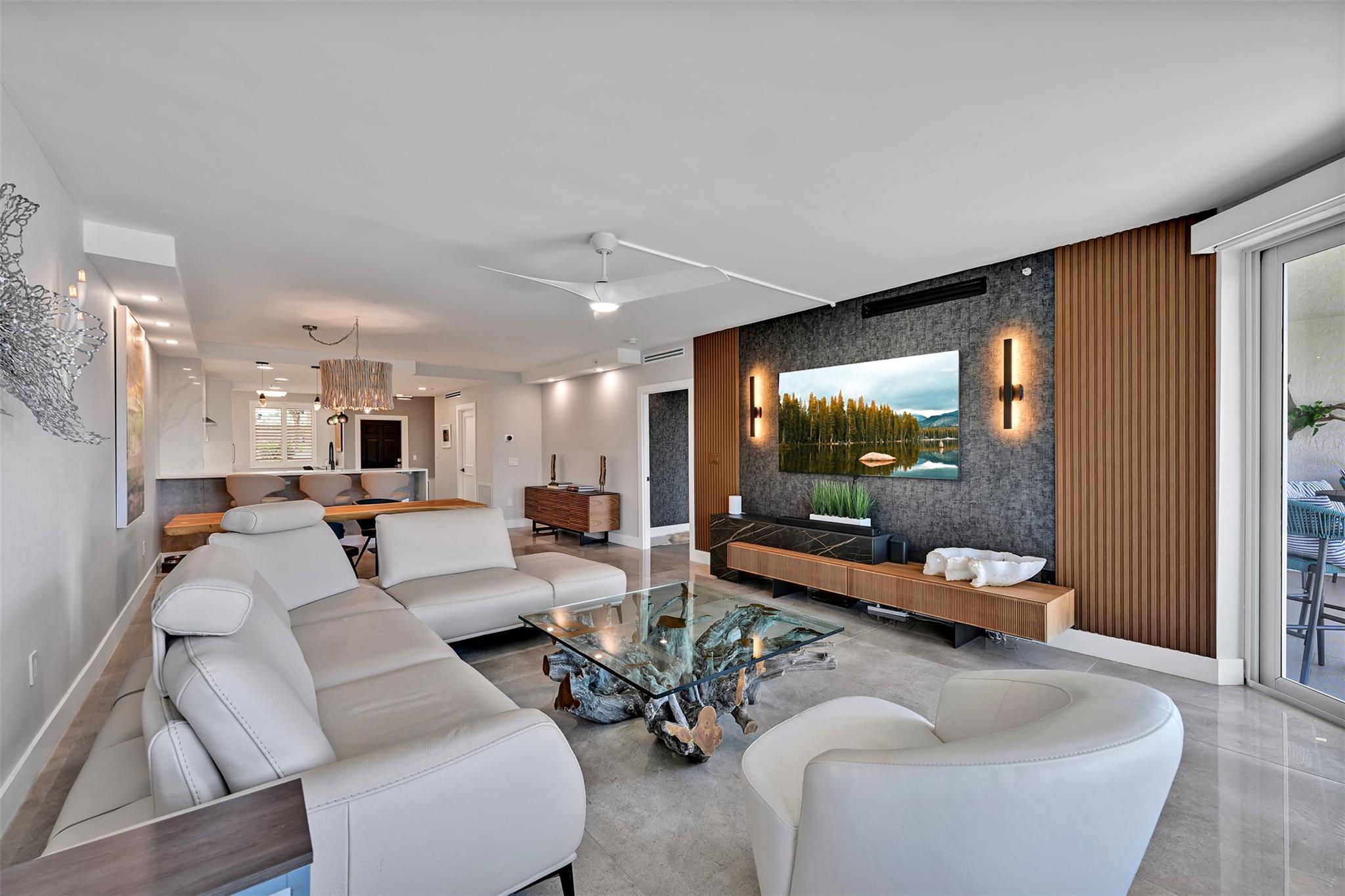 Pompano Beach, Florida, 33062, United States, 2 Bedrooms Bedrooms, ,2 BathroomsBathrooms,Residential,For Sale,1938400