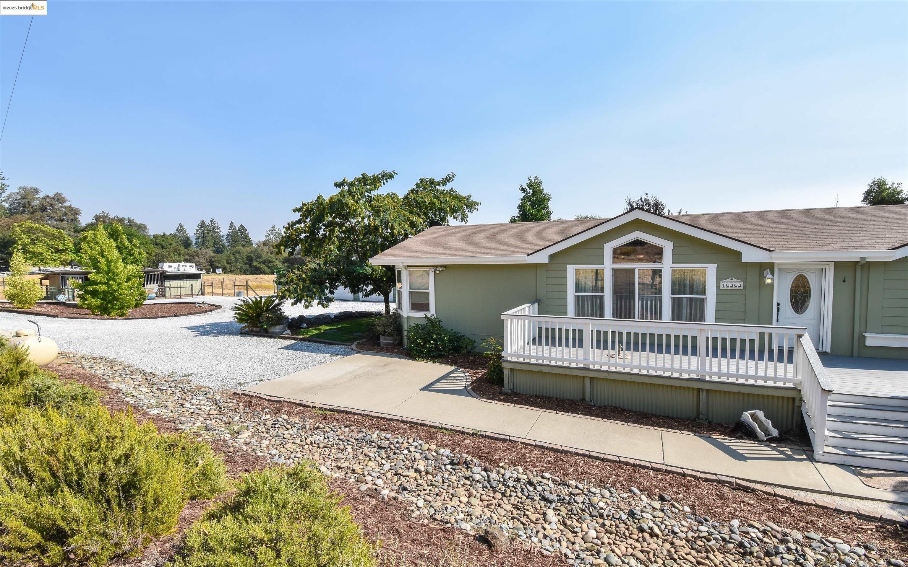 Columbia, California, 95310, United States, 3 Bedrooms Bedrooms, ,2 BathroomsBathrooms,Residential,For Sale,1941658
