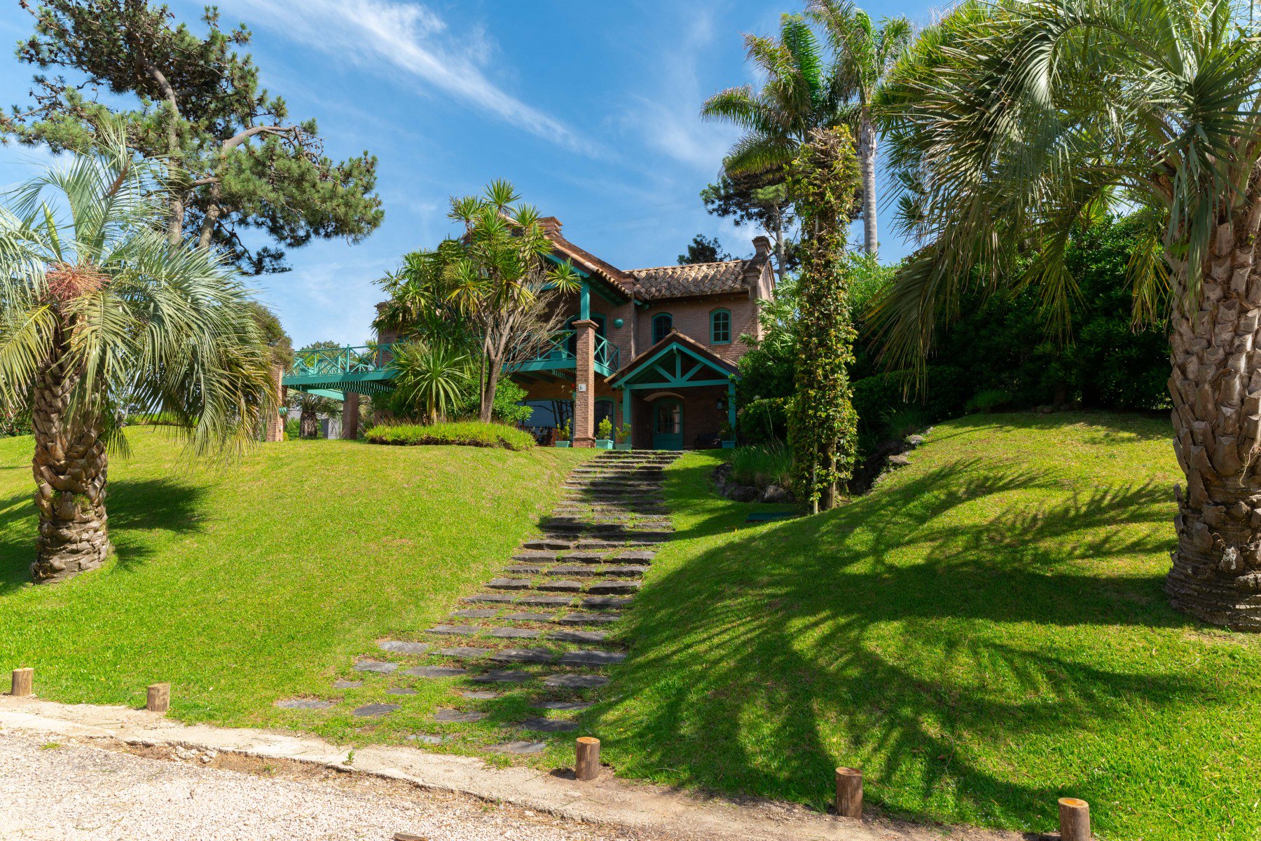  Spacious Family House with 4 Bedrooms and Full Service - 物件實景