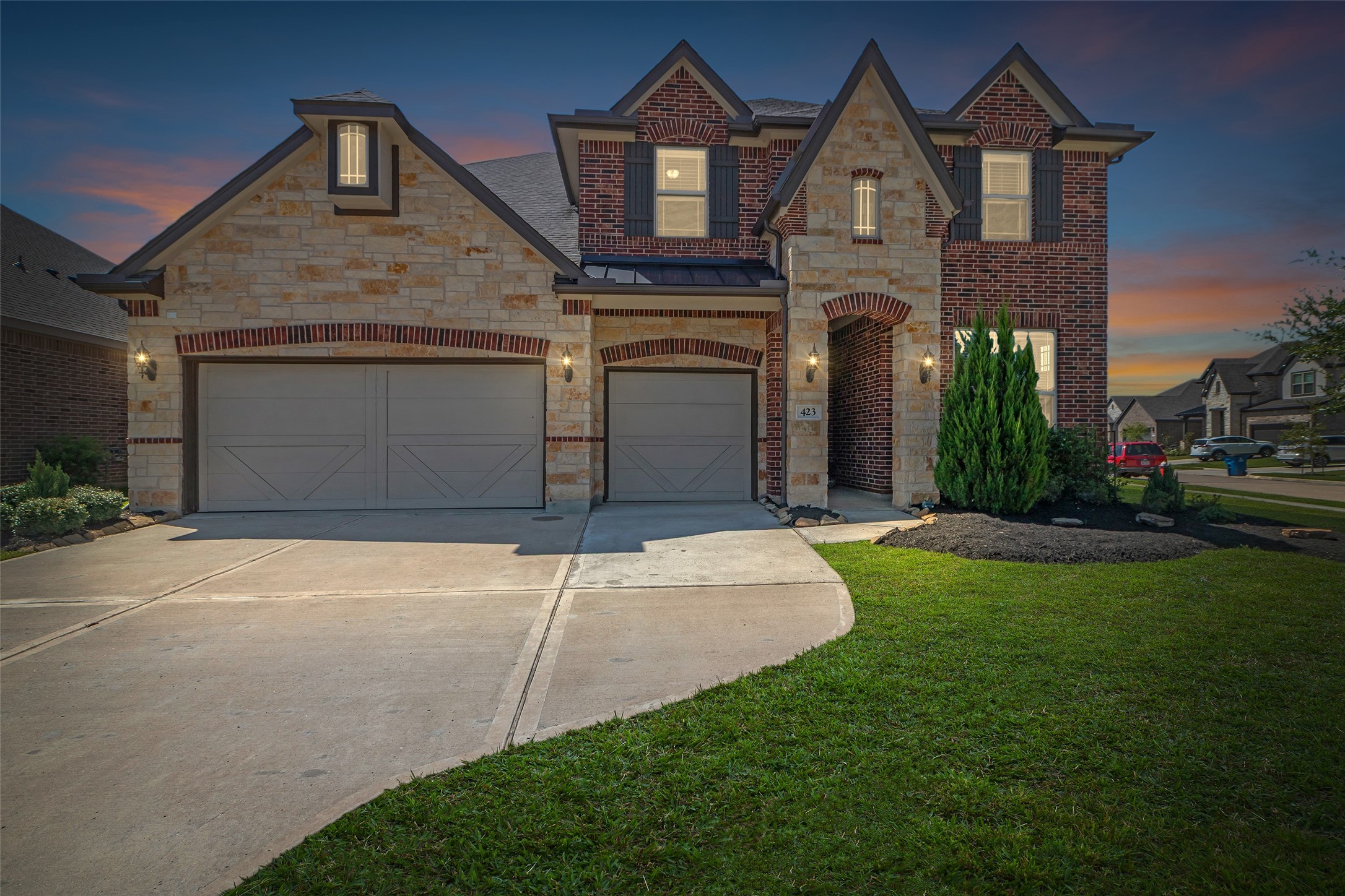 Webster, Texas, 77598, United States, 4 Bedrooms Bedrooms, ,4 BathroomsBathrooms,Residential,For Sale,1901174