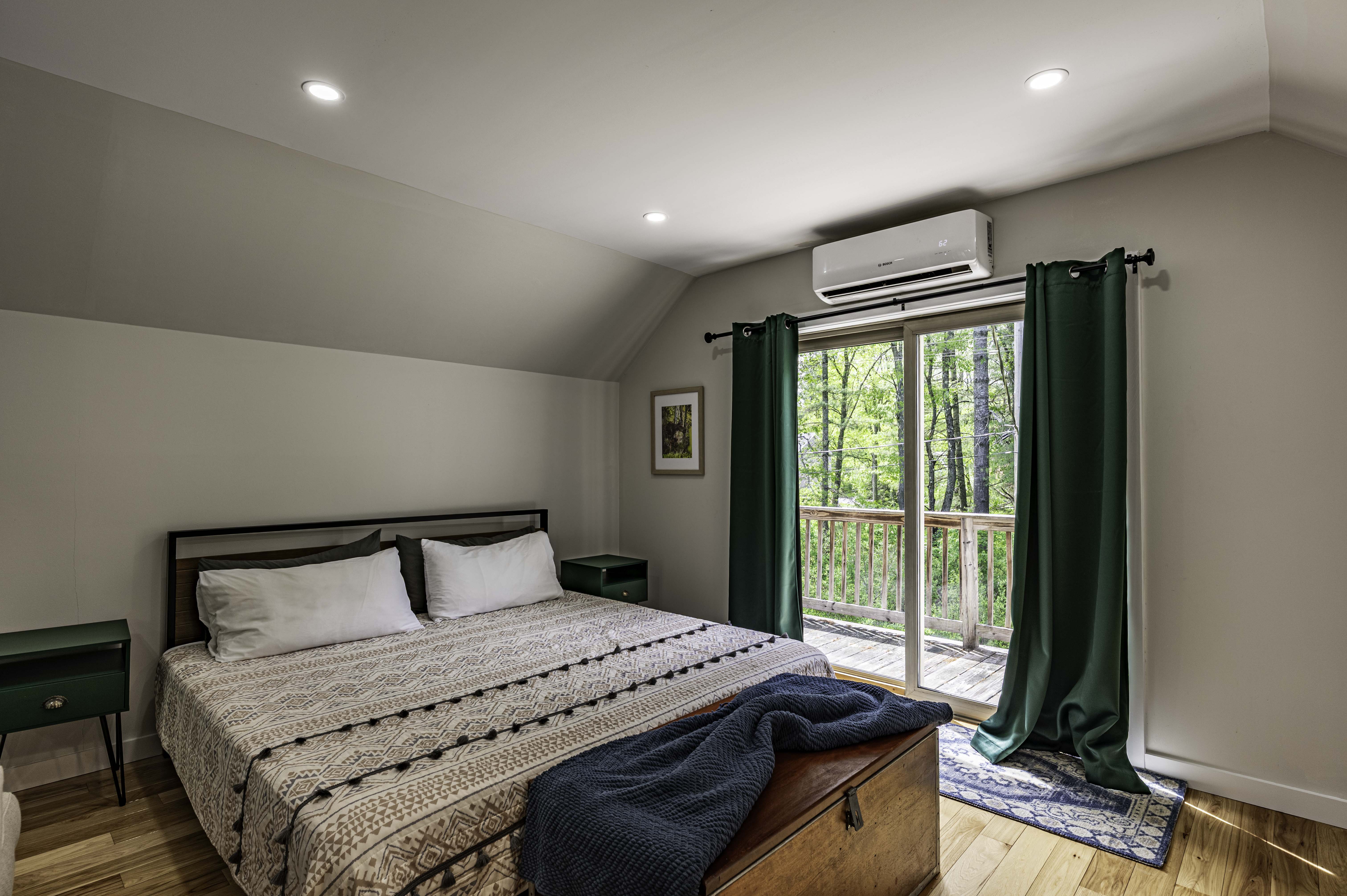  Ranch Style Home with Studio Apartment - 物件實景