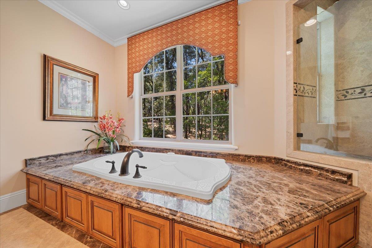 Auburn, California, 95602, United States, 4 Bedrooms Bedrooms, ,4 BathroomsBathrooms,Residential,For Sale,1974114