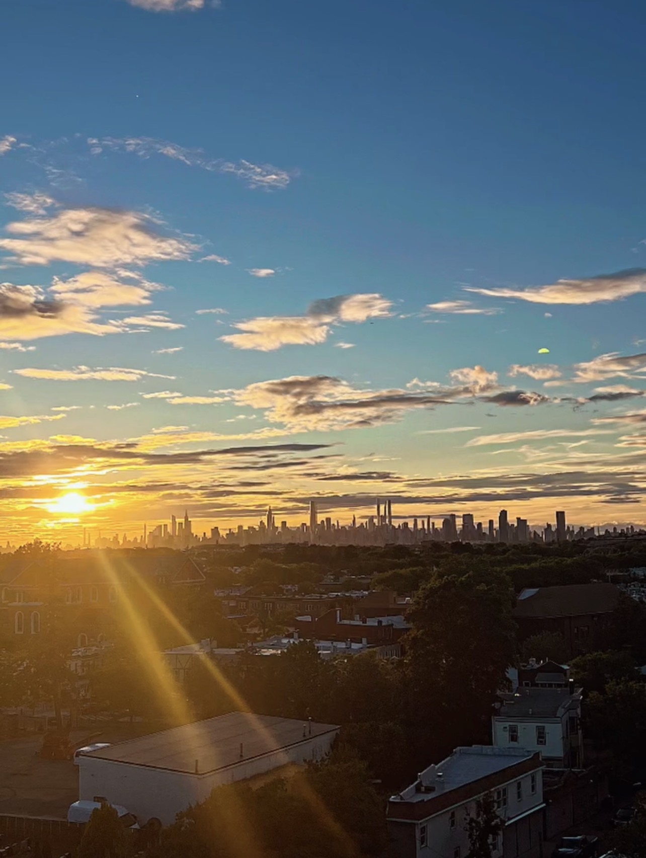 Glendale, New York, 11385, United States, 2 Bedrooms Bedrooms, ,2 BathroomsBathrooms,Residential,For Sale,1987911